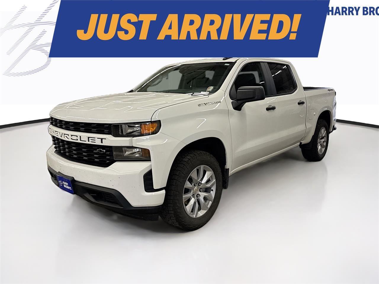 Summit White 2022 Chevrolet Silverado 1500 Pickup Truck Four-Wheel Drive 8-Speed Automatic