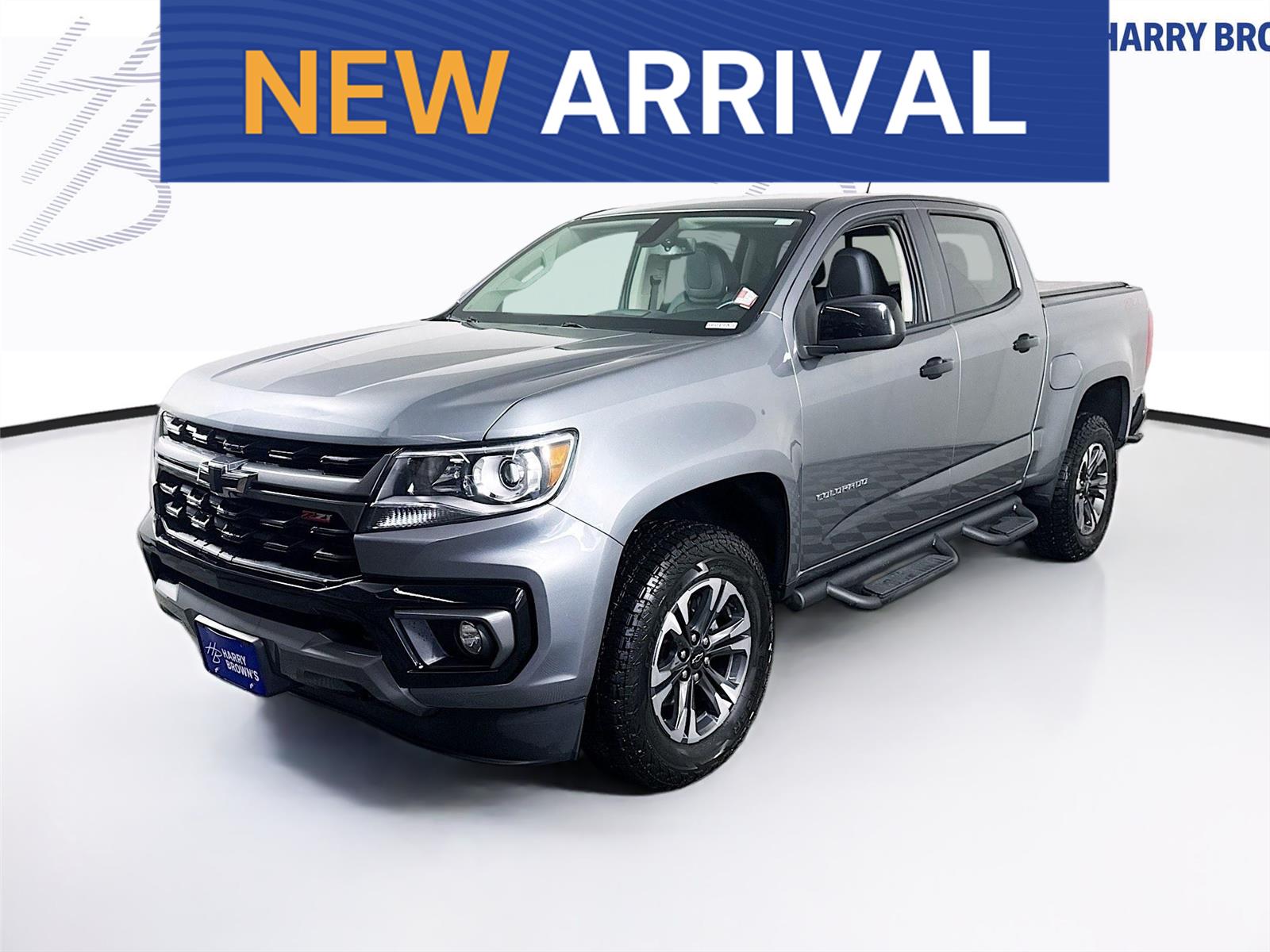Gray (Satin Steel Metallic) 2022 Chevrolet Colorado Z71 Crew Cab 4WD Pickup Truck Four-Wheel Drive 8-Speed Automatic