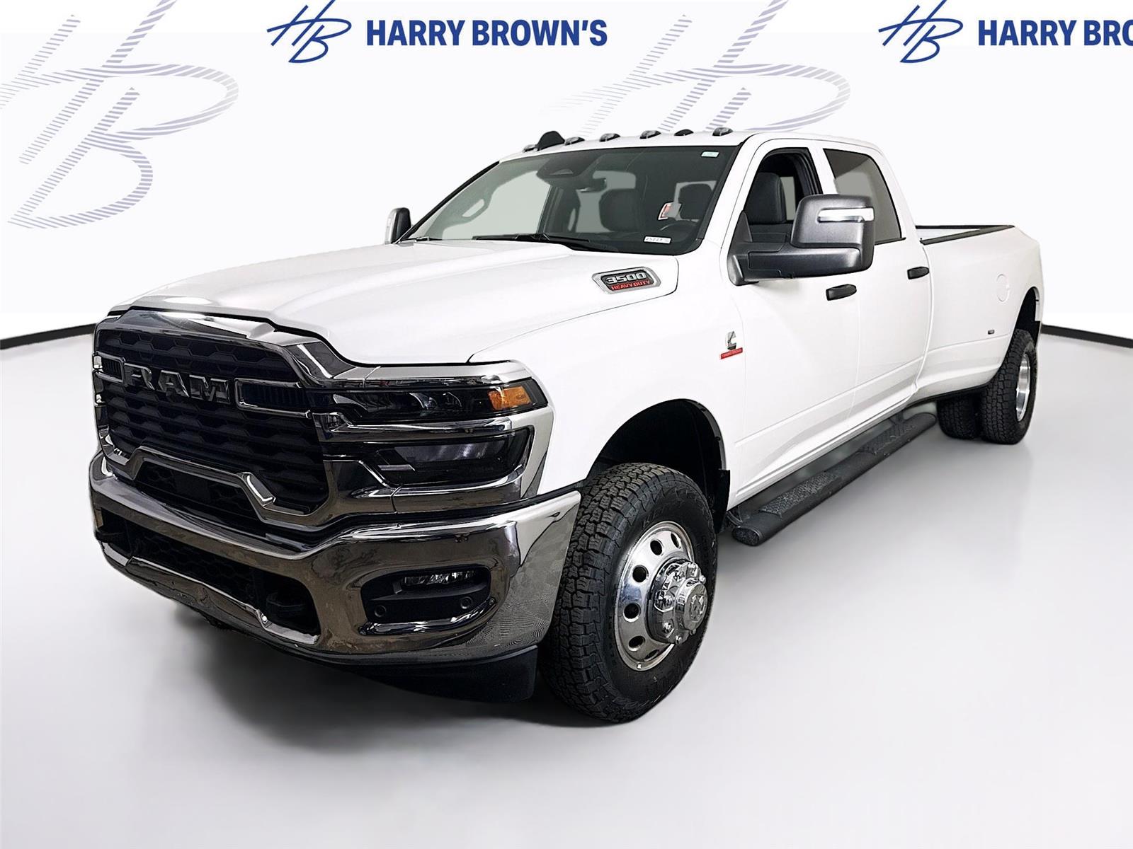 Bright White Clearcoat 2026 RAM 3500 Pickup Truck Four-Wheel Drive 8-Speed Automatic