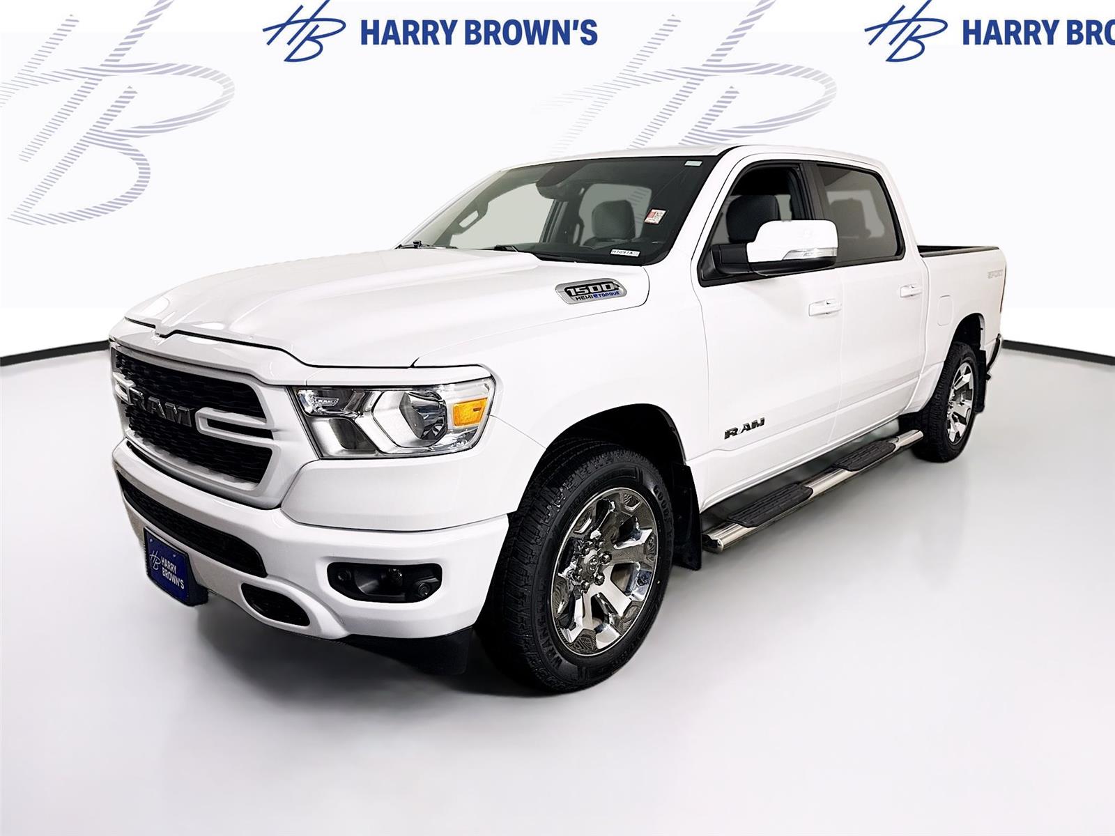 Bright White Clearcoat 2022 RAM 1500 Pickup Truck Four-Wheel Drive 8-Speed Automatic