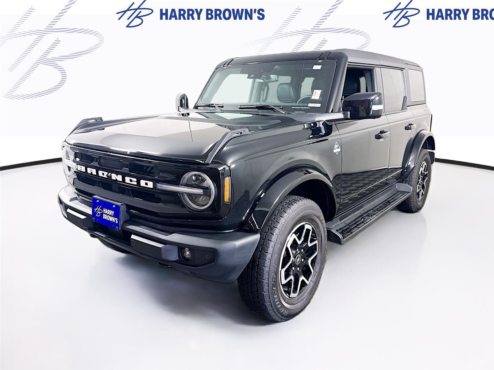 2025 Ford Bronco Outer Banks 4-Door 4WD