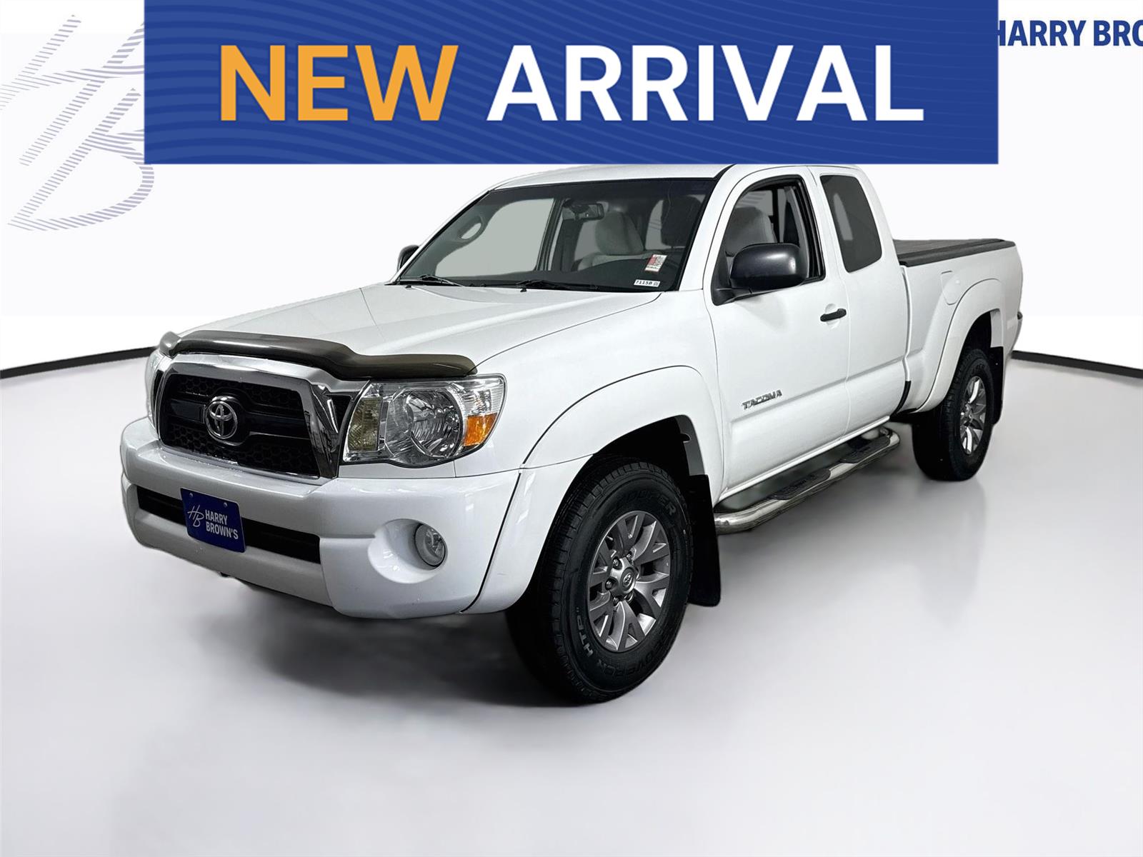 Super White 2011 Toyota Tacoma Pickup Truck 5-Speed Automatic
