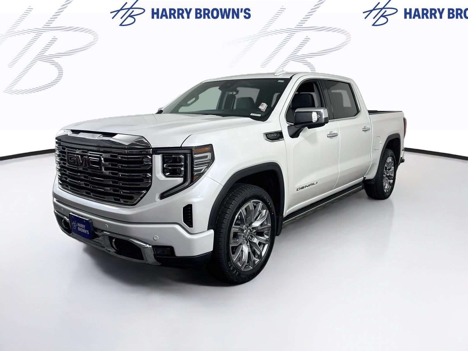 White Frost Tricoat 2024 GMC Sierra 1500 Pickup Truck Four-Wheel Drive Automatic