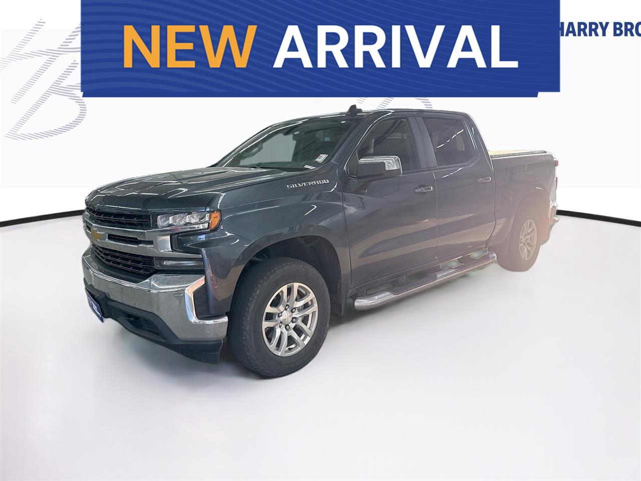 Shadow Gray Metallic 2019 Chevrolet Silverado 1500 Pickup Truck Four-Wheel Drive 8-Speed Automatic