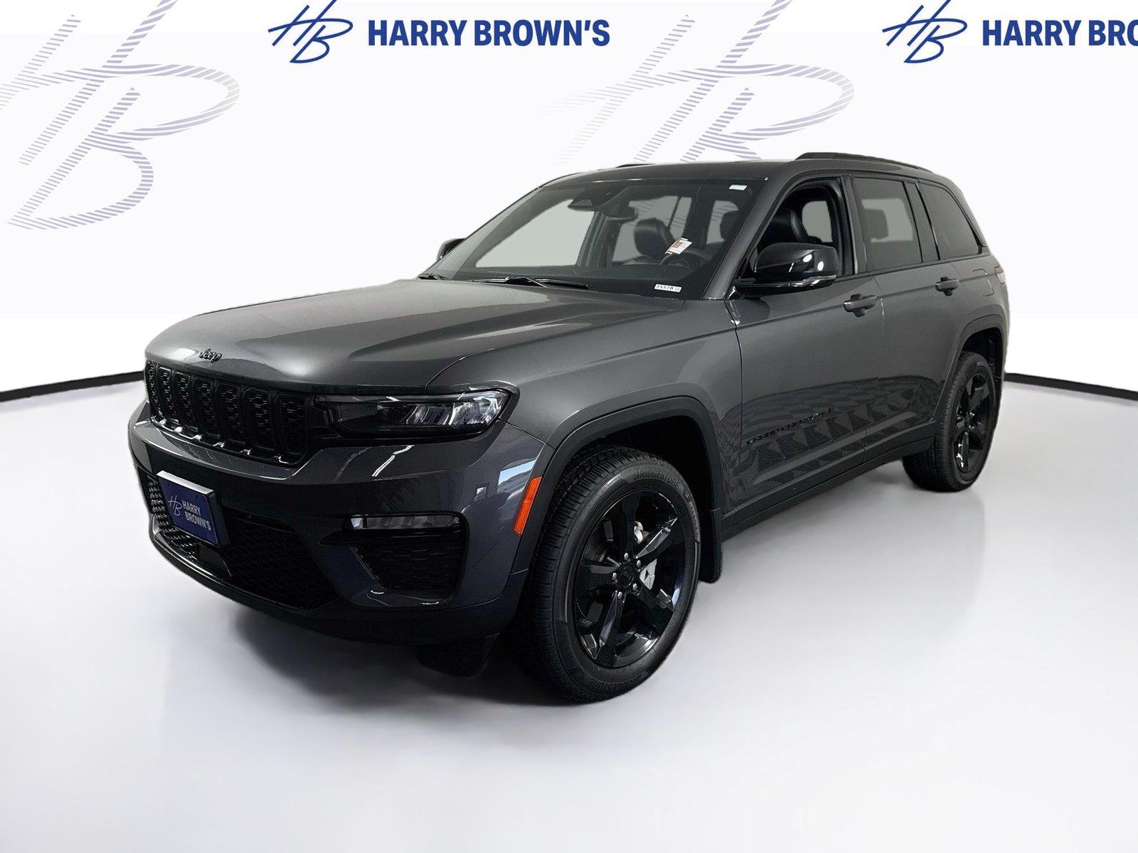 Baltic Gray Metallic Clearcoat 2024 Jeep Grand Cherokee SUV / Crossover Four-Wheel Drive 8-Speed Automatic