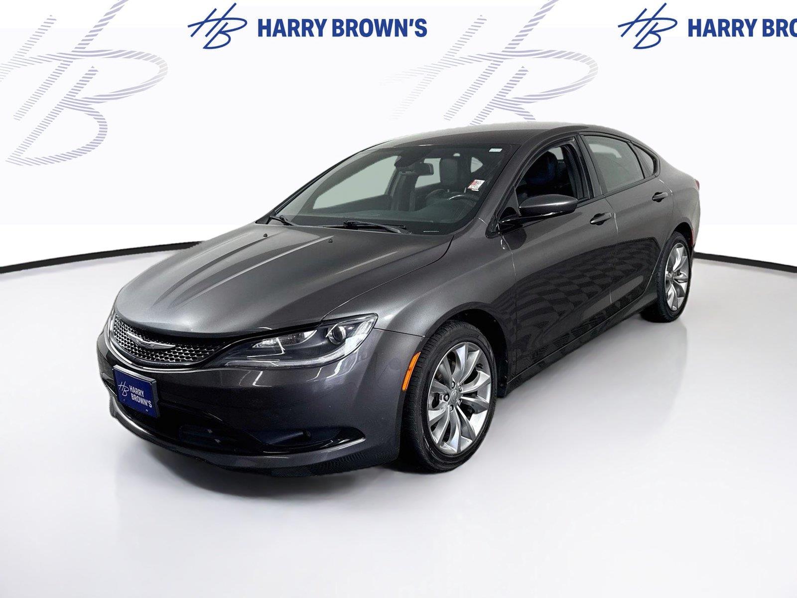 Gray (Granite Crystal Metallic Clearcoat) 2015 Chrysler 200 Sedan Front-Wheel Drive 9-Speed Automatic