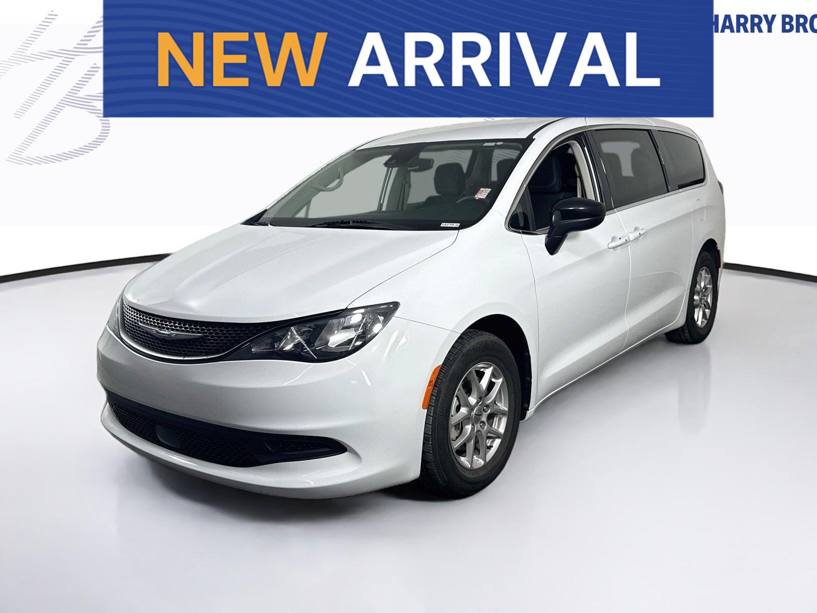 Bright White Clearcoat 2024 Chrysler Voyager Minivan Front-Wheel Drive 9-Speed Automatic