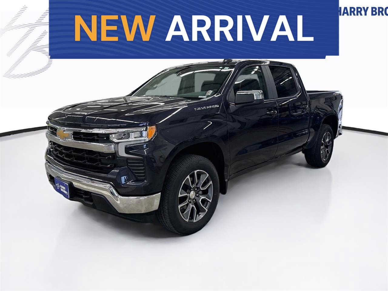 Dark Ash Metallic 2024 Chevrolet Silverado 1500 Pickup Truck Four-Wheel Drive 8-Speed Automatic