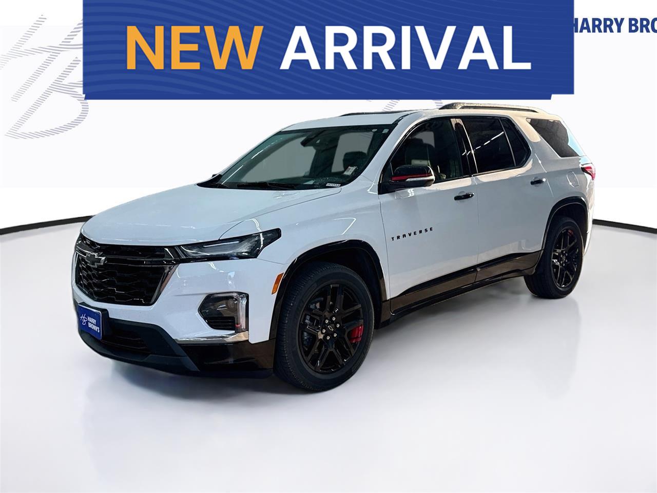 Summit White 2022 Chevrolet Traverse SUV / Crossover Four-Wheel Drive 9-Speed Automatic