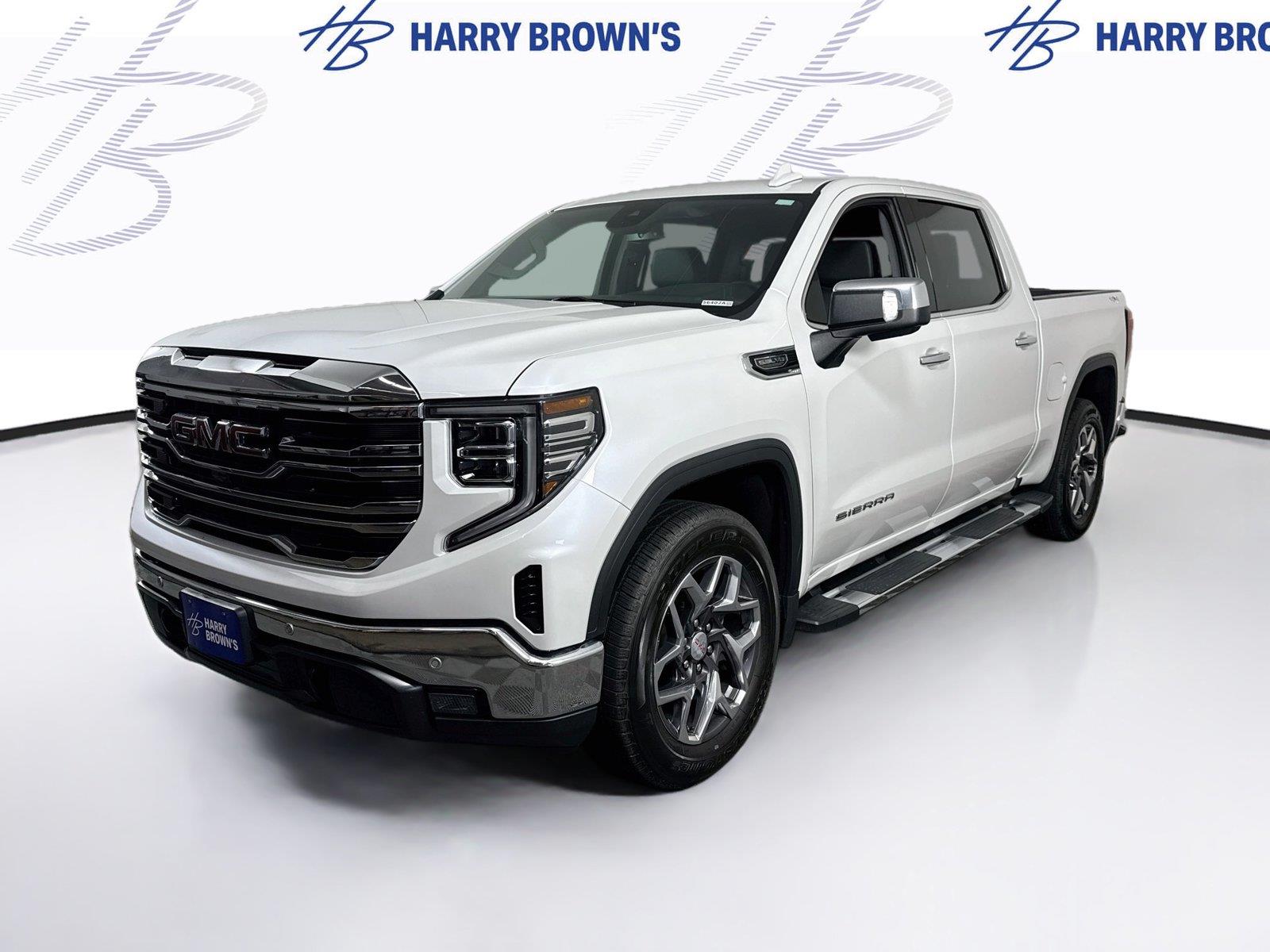 White Frost Tricoat 2022 GMC Sierra 1500 Pickup Truck Four-Wheel Drive Automatic