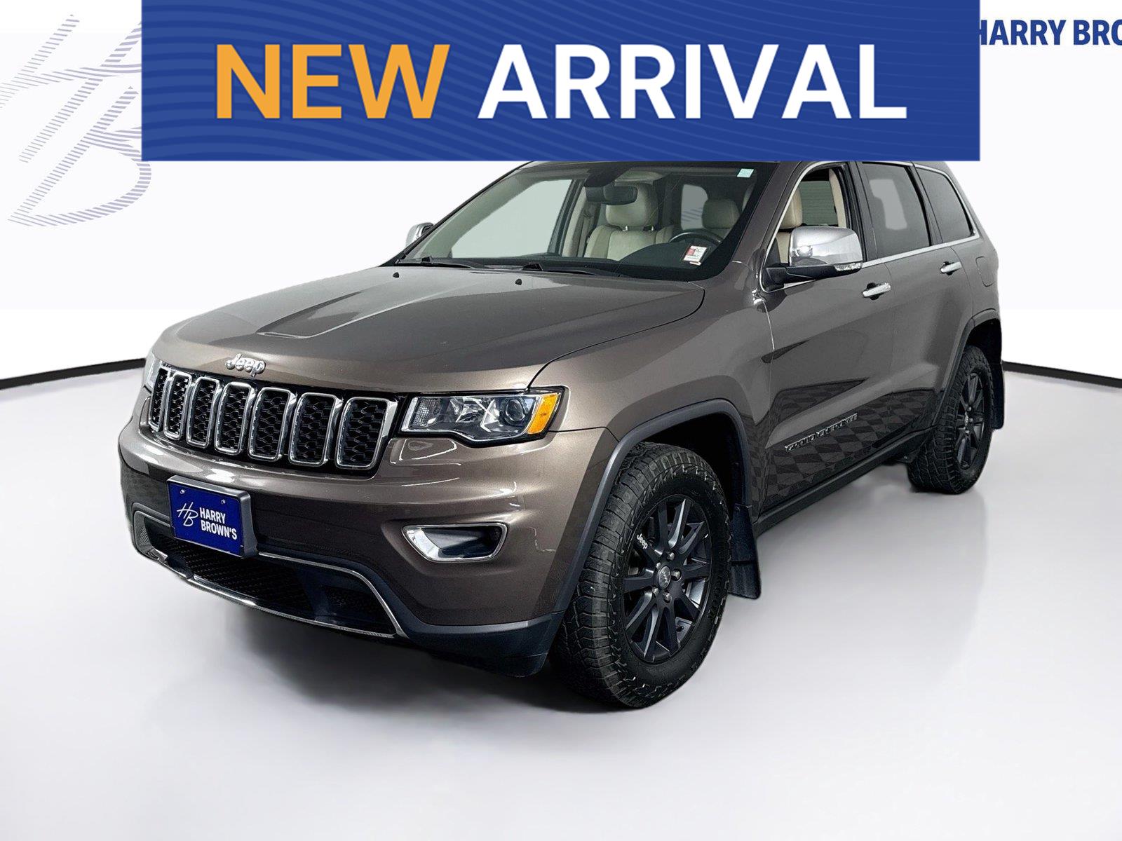 Gray (Granite Crystal Metallic Clearcoat) 2018 Jeep Grand Cherokee SUV / Crossover Four-Wheel Drive 8-Speed Automatic