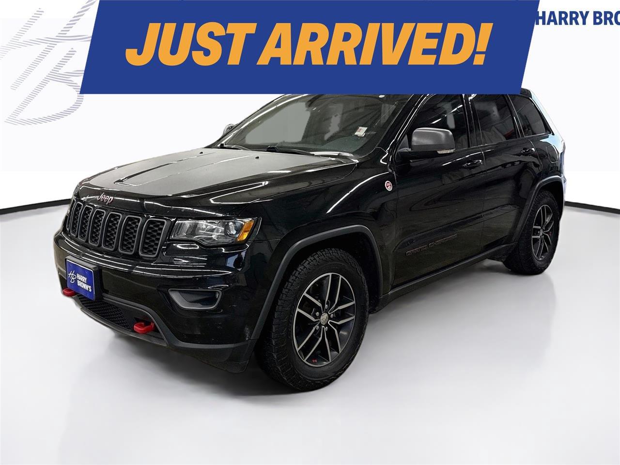 Diamond Black Crystal Pearlcoat 2017 Jeep Grand Cherokee SUV / Crossover Four-Wheel Drive 8-Speed Automatic