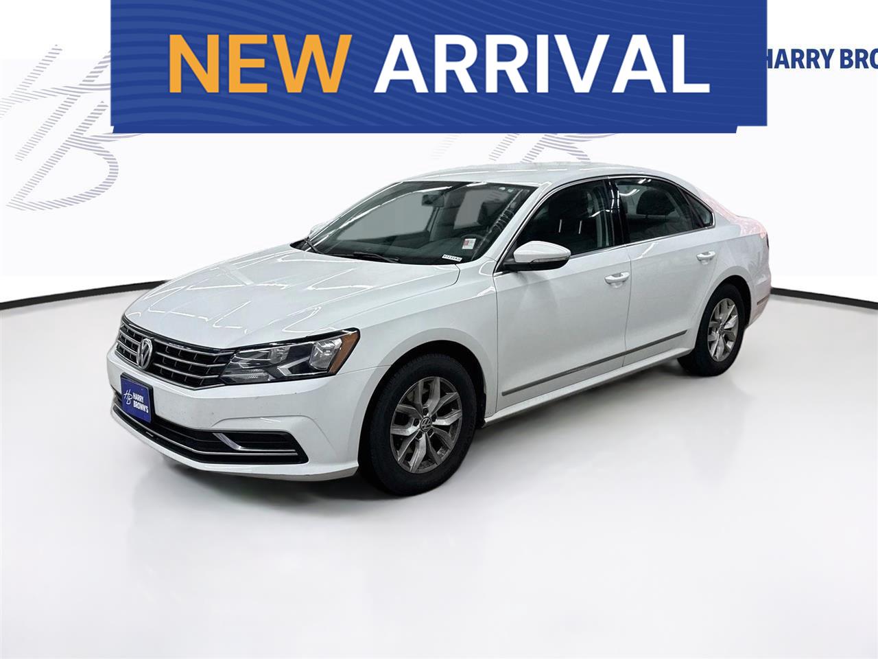 Pure White 2016 Volkswagen Passat Sedan Front-Wheel Drive Automatic
