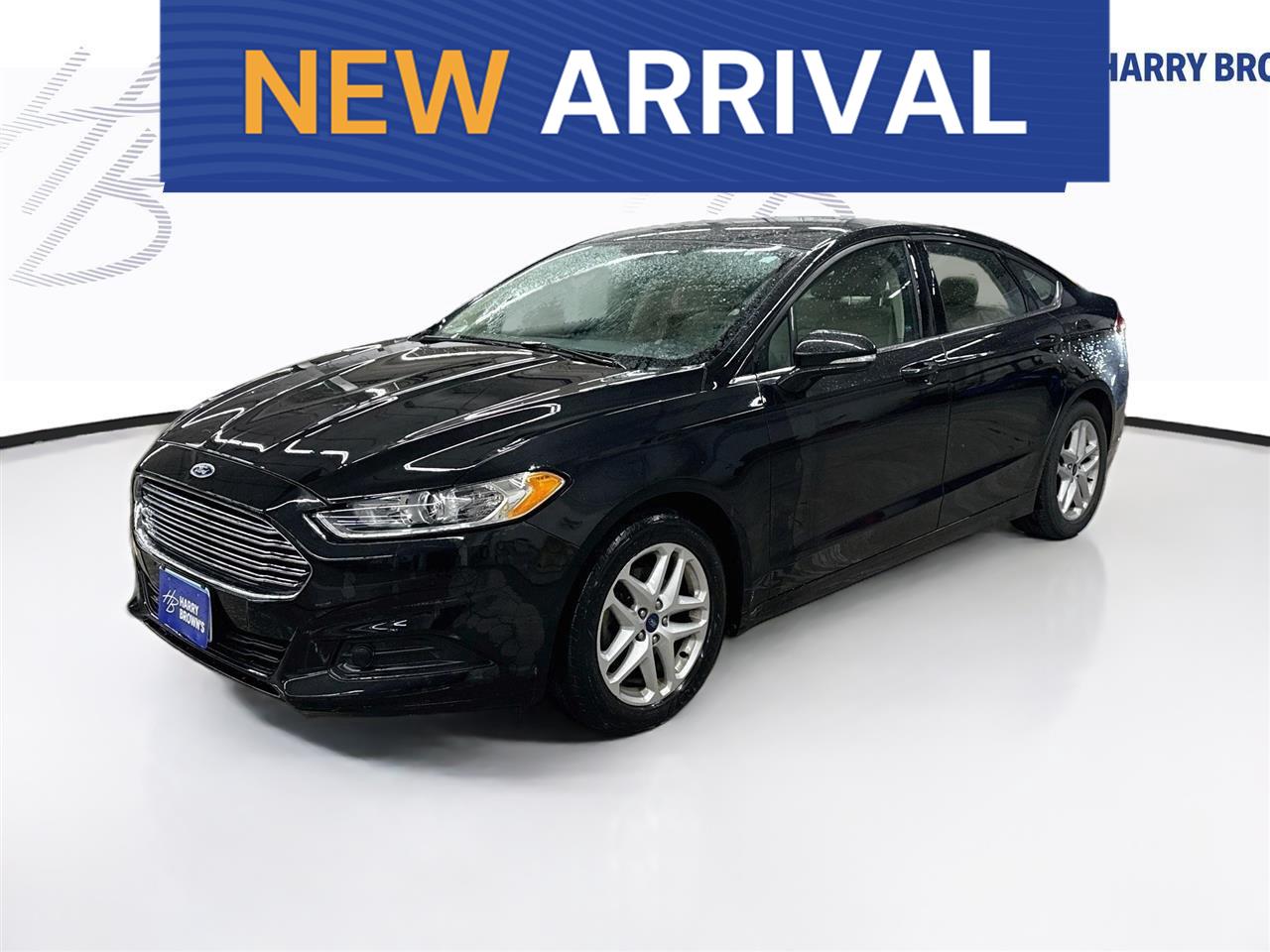 Tuxedo Black Metallic 2014 Ford Fusion Sedan Front-Wheel Drive 6-Speed Automatic