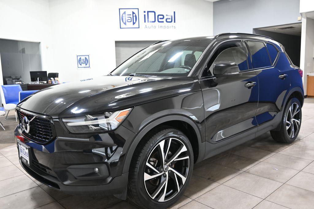 Onyx Black Metallic 2020 Volvo XC40 T5 R-Design AWD SUV / Crossover All-Wheel Drive Automatic