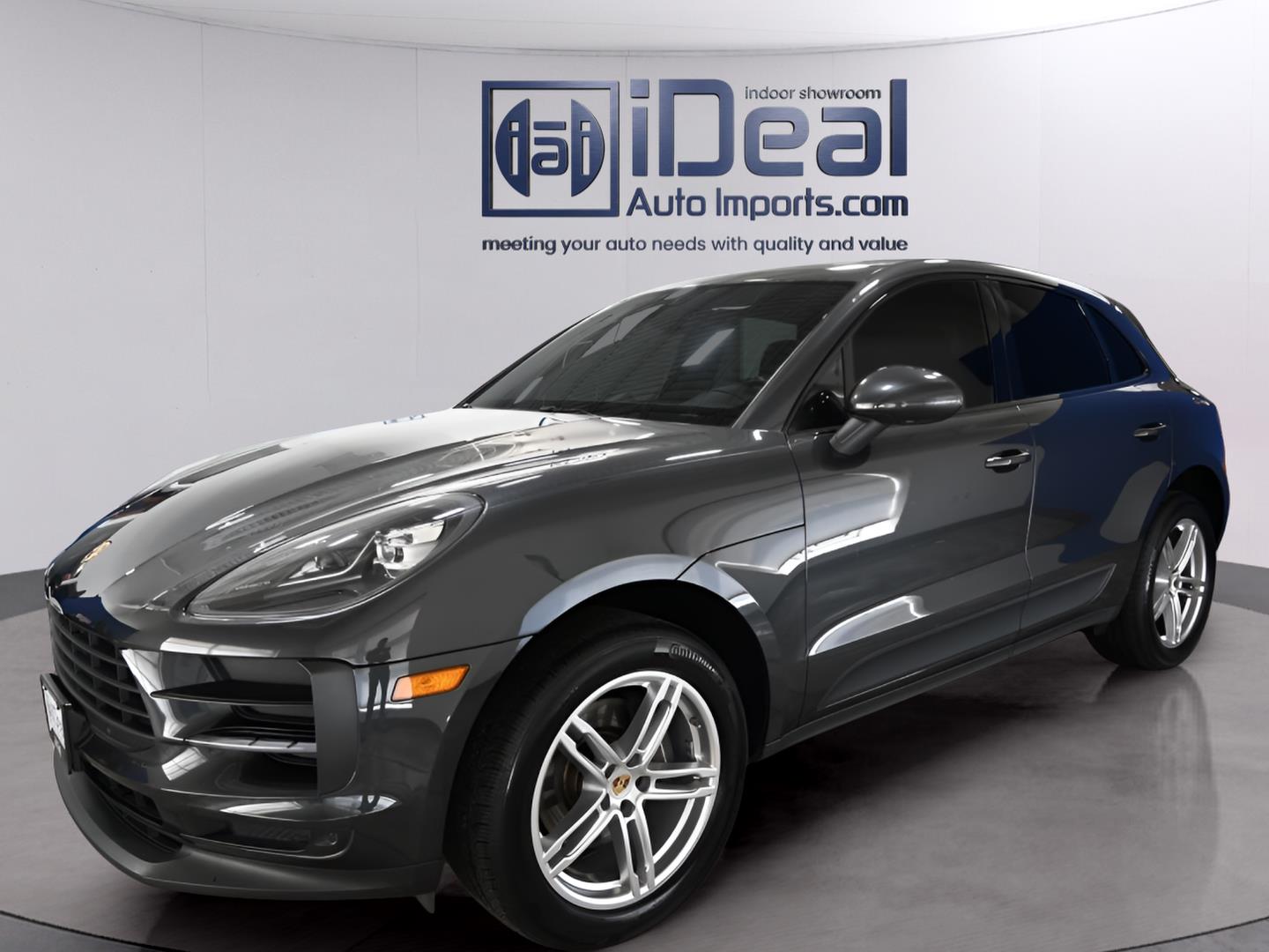 Gray (Volcano Grey Metallic) 2019 Porsche Macan AWD SUV / Crossover All-Wheel Drive Automatic