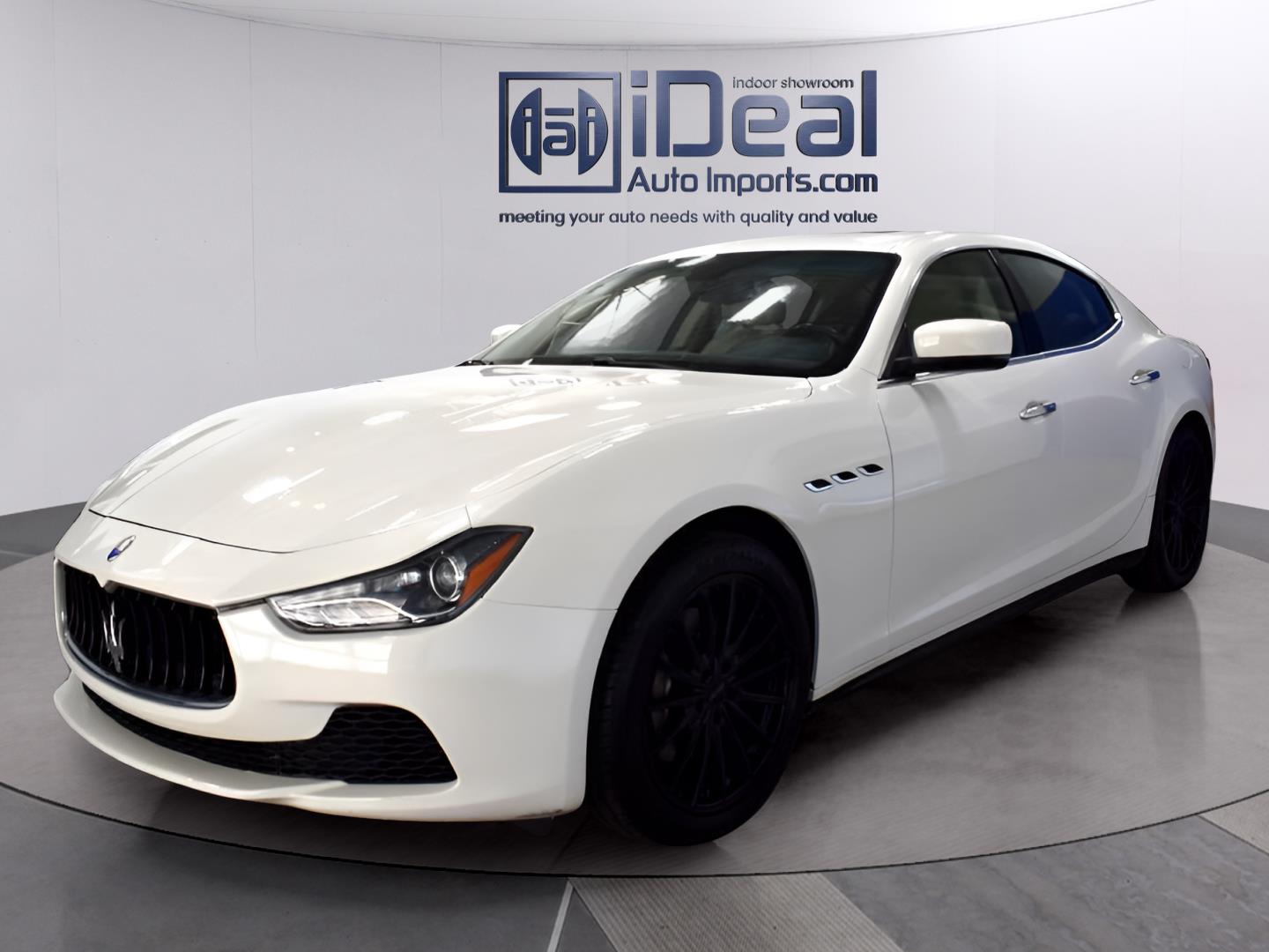 Bianco 2014 Maserati Ghibli Sedan Rear-Wheel Drive Automatic