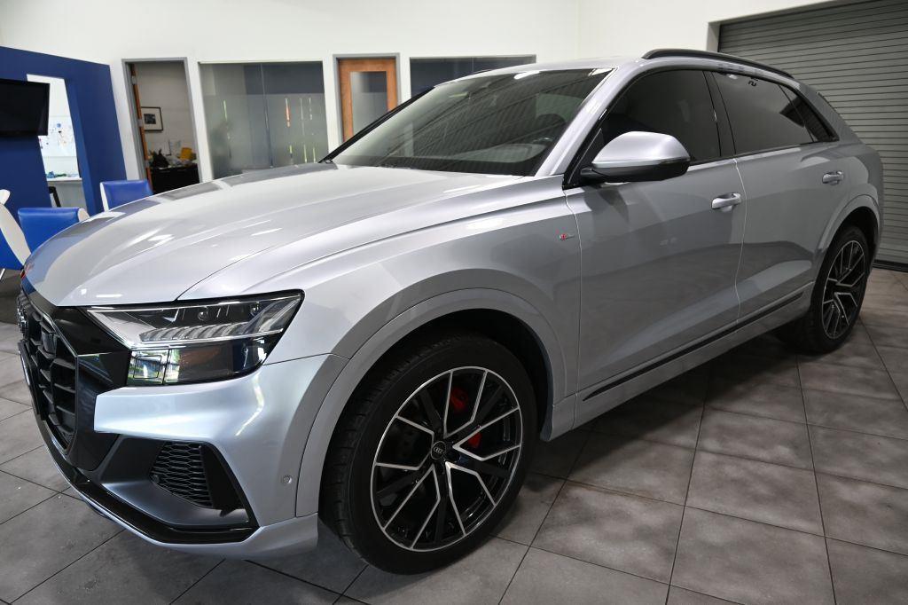 Florett Silver Metallic 2021 Audi Q8 quattro Premium Plus 55 TFSI SUV / Crossover All-Wheel Drive Automatic