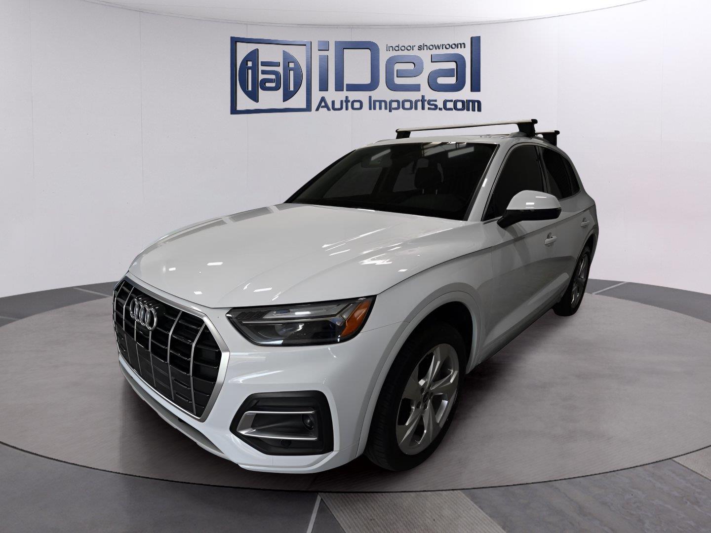Glacier White Metallic 2021 Audi Q5 SUV / Crossover All-Wheel Drive Automatic