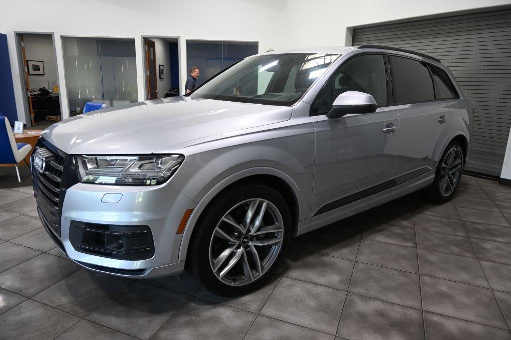 Florett Silver Metallic 2018 Audi Q7 SUV / Crossover All-Wheel Drive Automatic