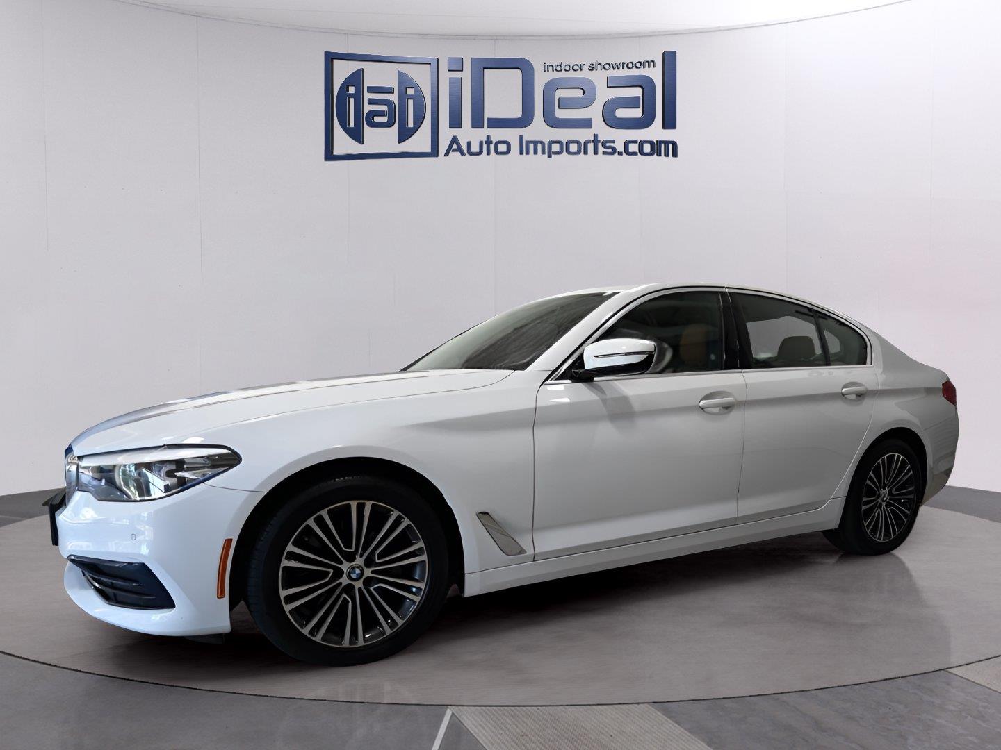 Alpine White 2019 BMW 5 Series Sedan All-Wheel Drive Automatic