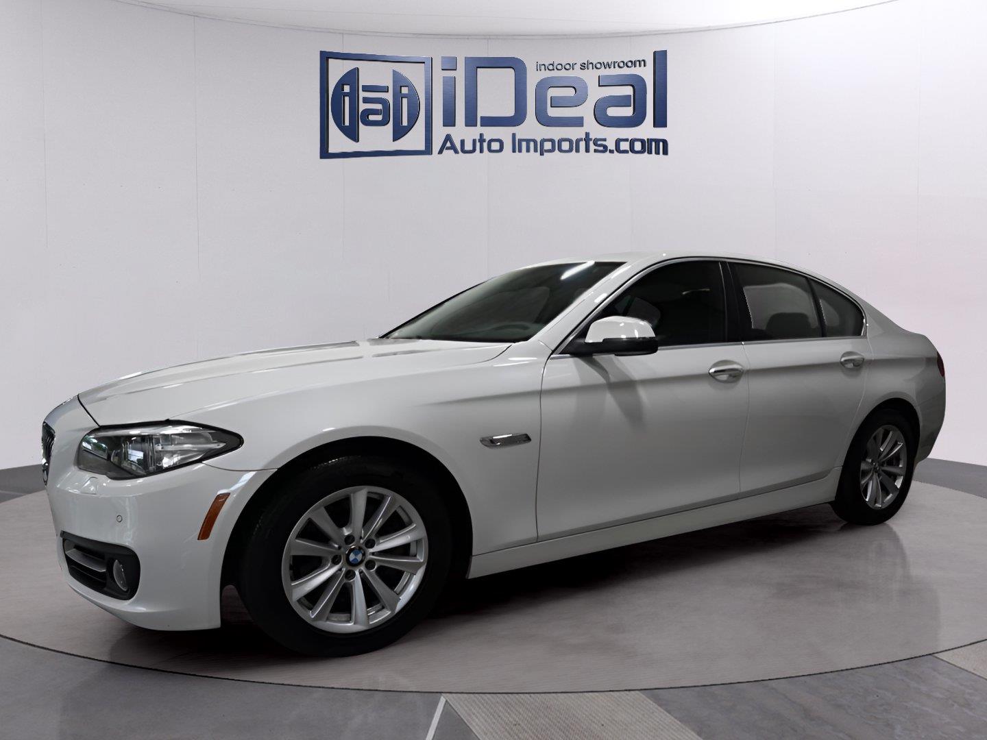 Alpine White 2015 BMW 5 Series Sedan All-Wheel Drive 8-Speed Automatic