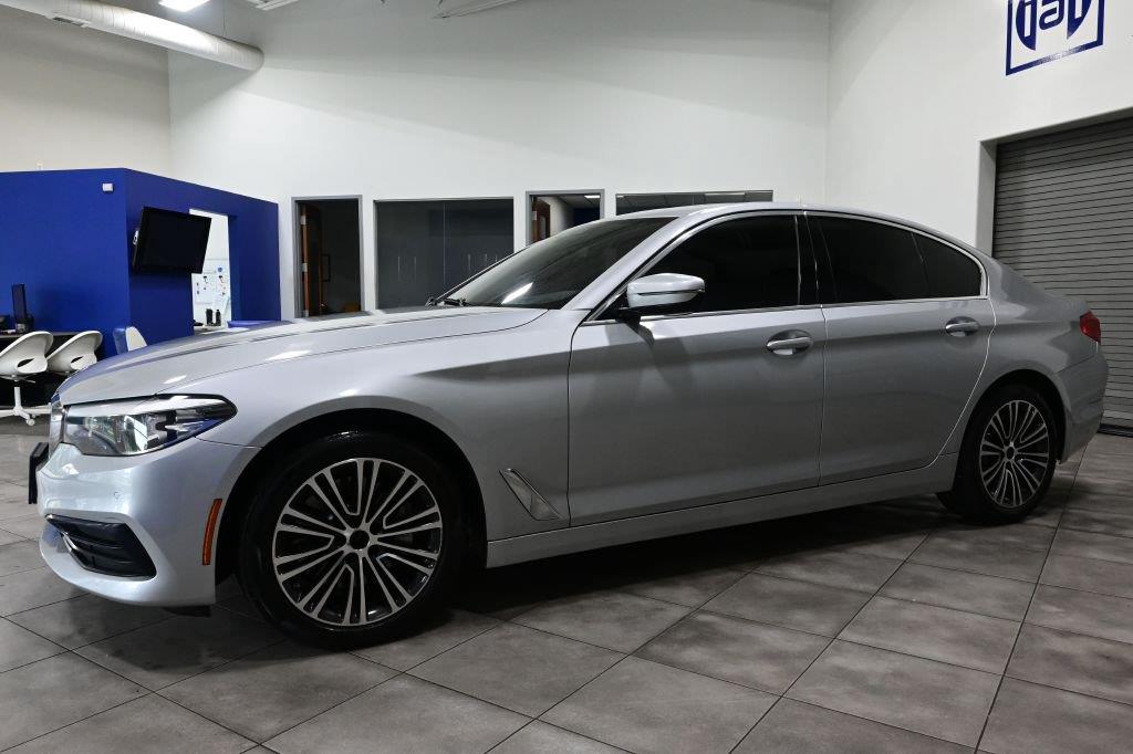 Glacier Silver Metallic 2019 BMW 5 Series Sedan All-Wheel Drive Automatic