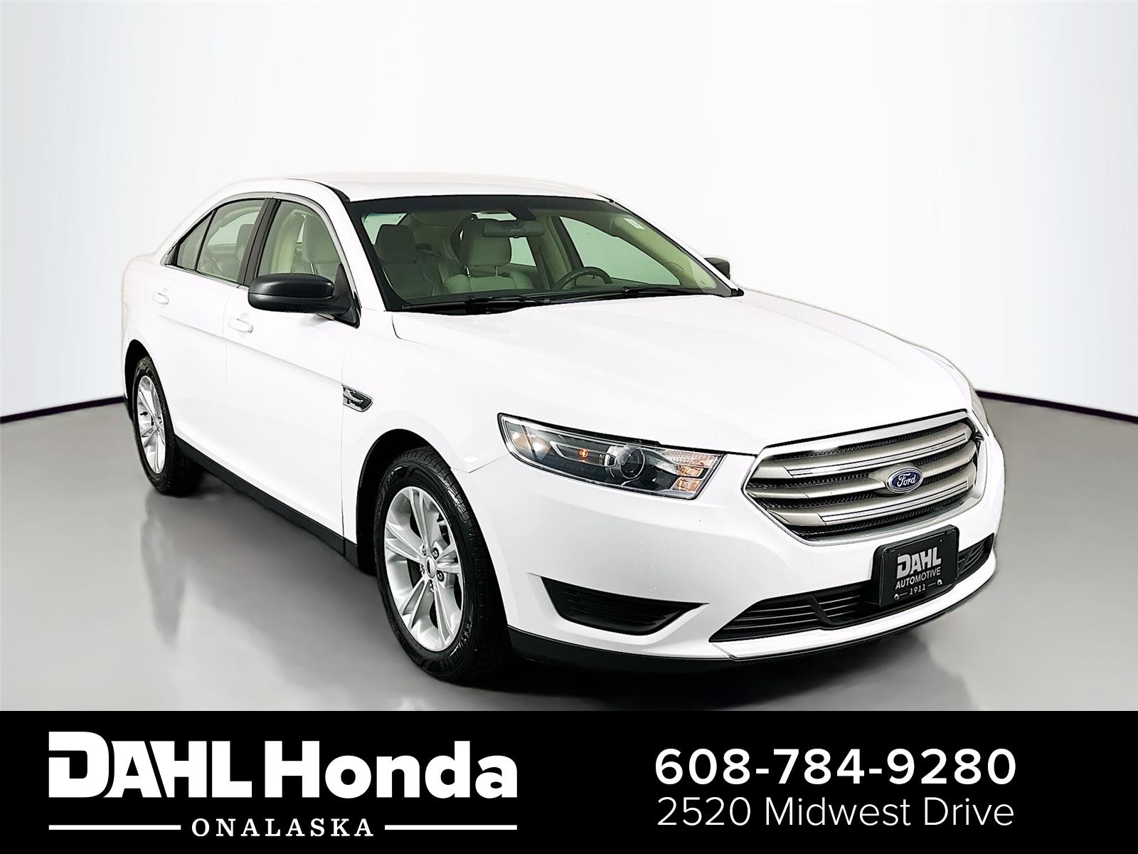 2018 Ford Taurus SE FWD