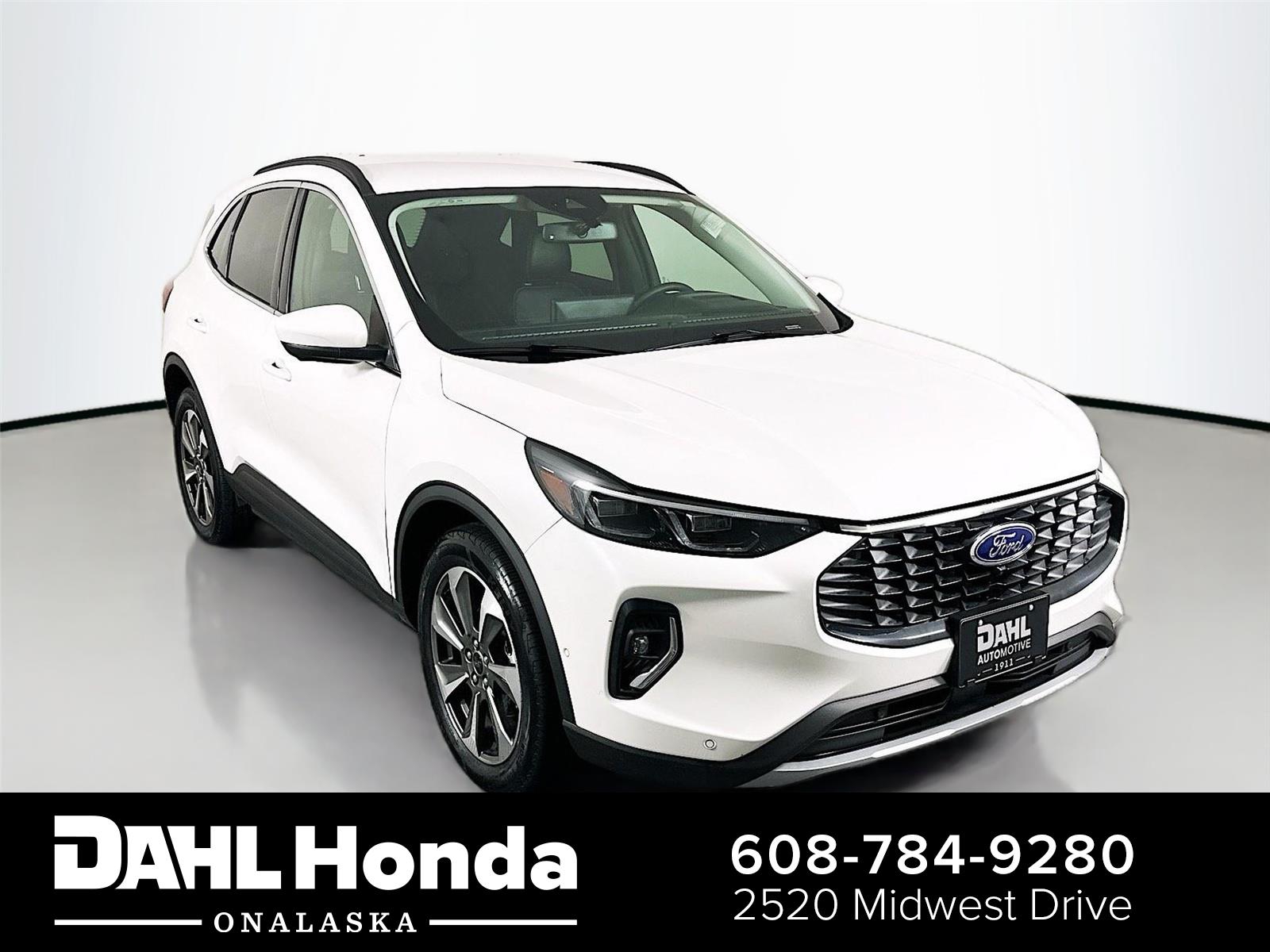 Star White Metallic Tri-Coat 2023 Ford Escape SUV / Crossover All-Wheel Drive 8-Speed Automatic