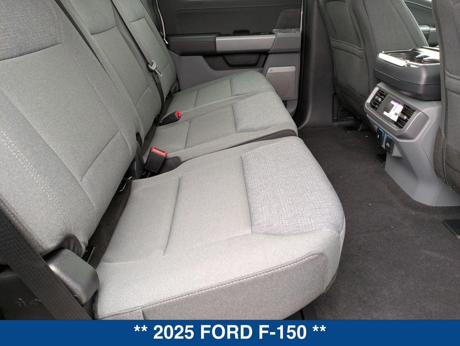 2025 Ford F-150 XLT - Photo 25