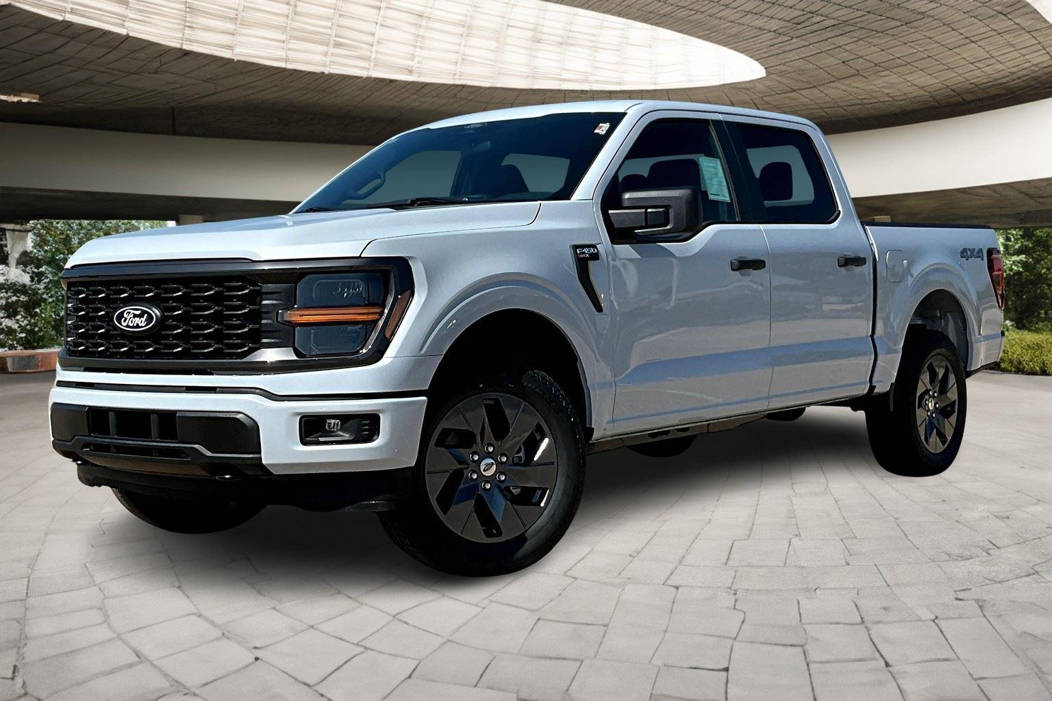 2025 Ford F-150 STX's photo
