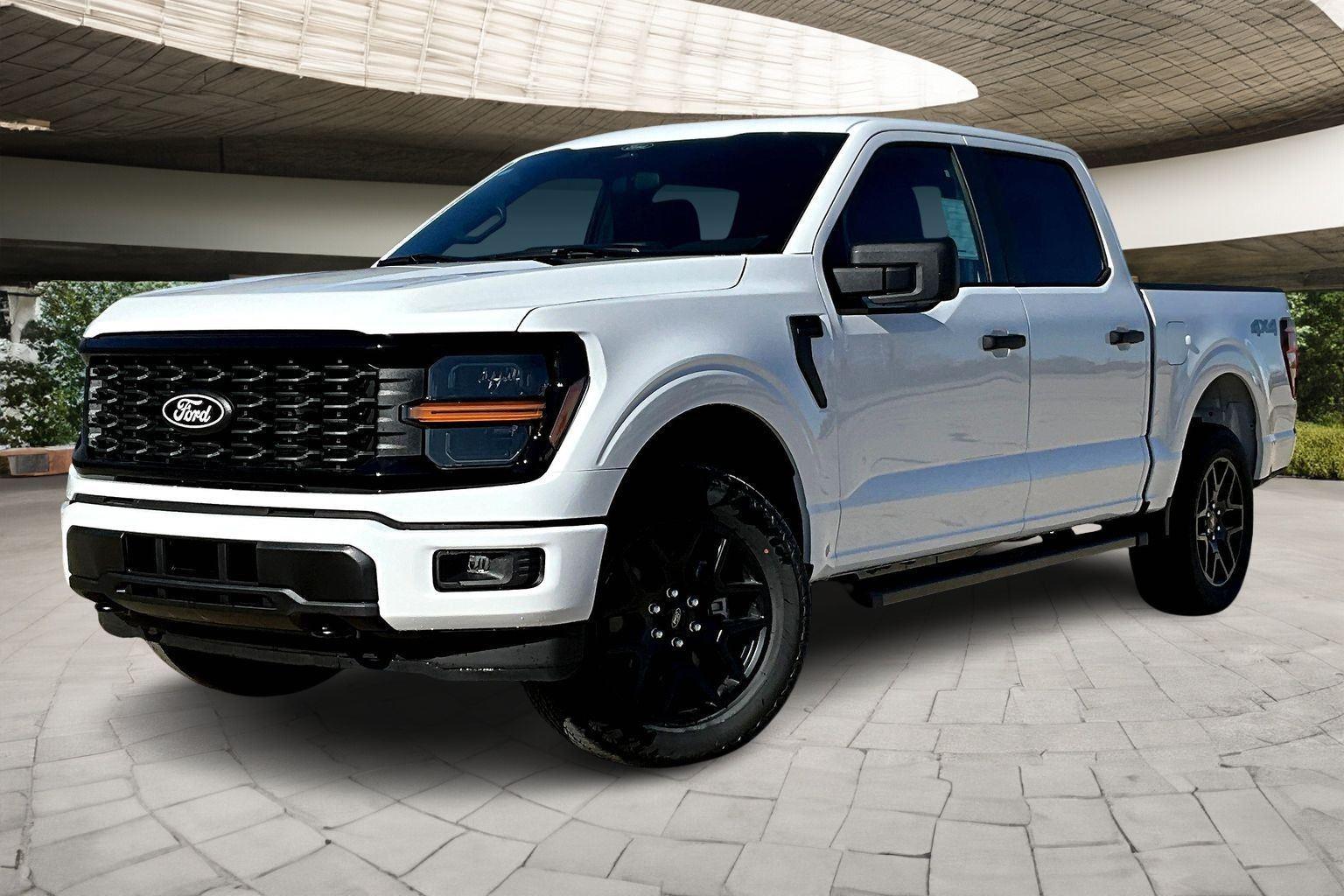 2025 Ford F-150 STX's photo