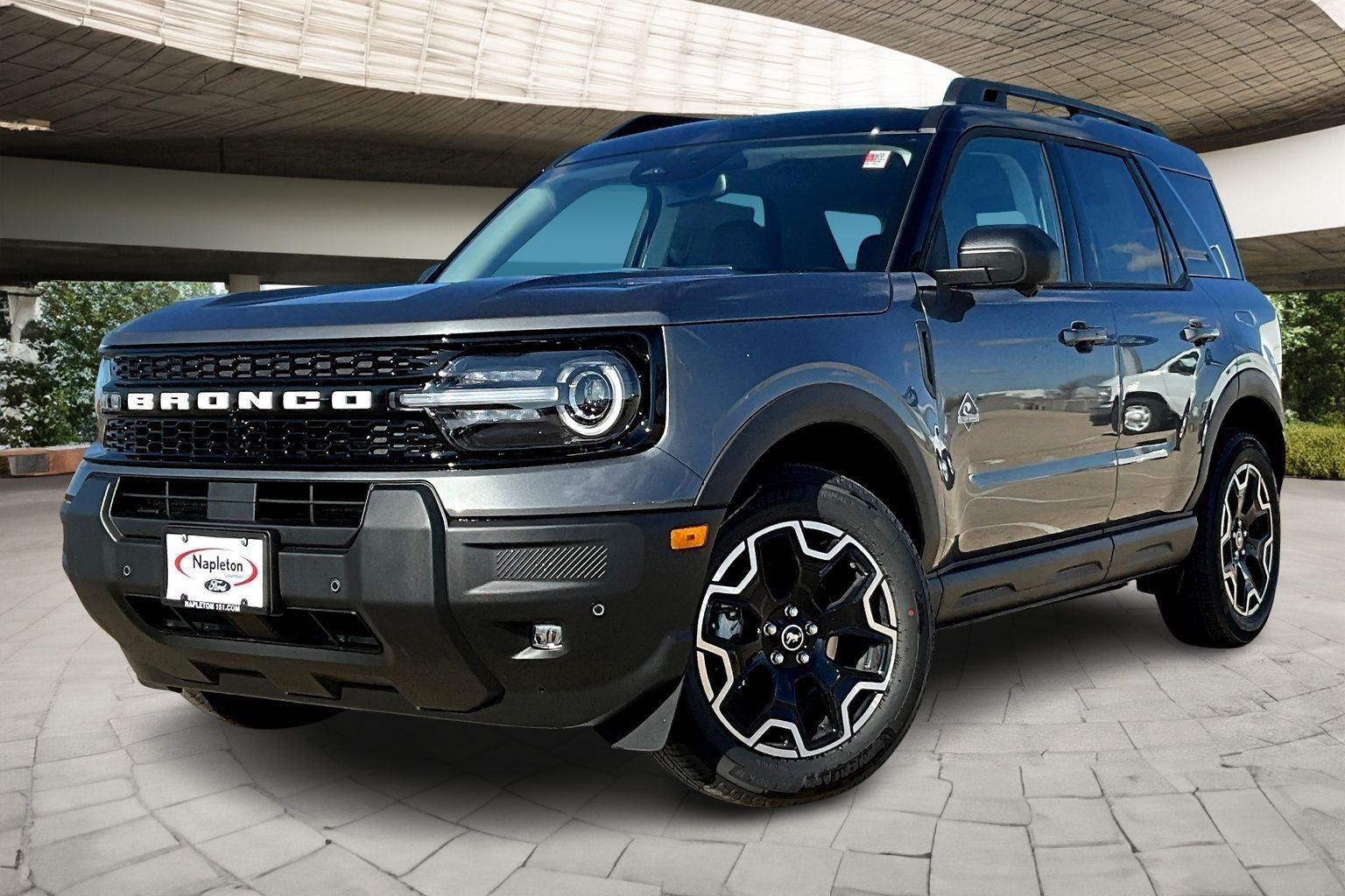 2025 Ford Bronco Sport Outer Banks's photo