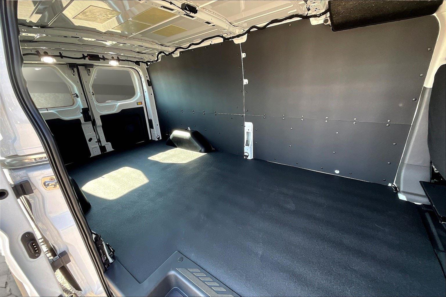 2025 Ford Transit Van Base - Photo 9