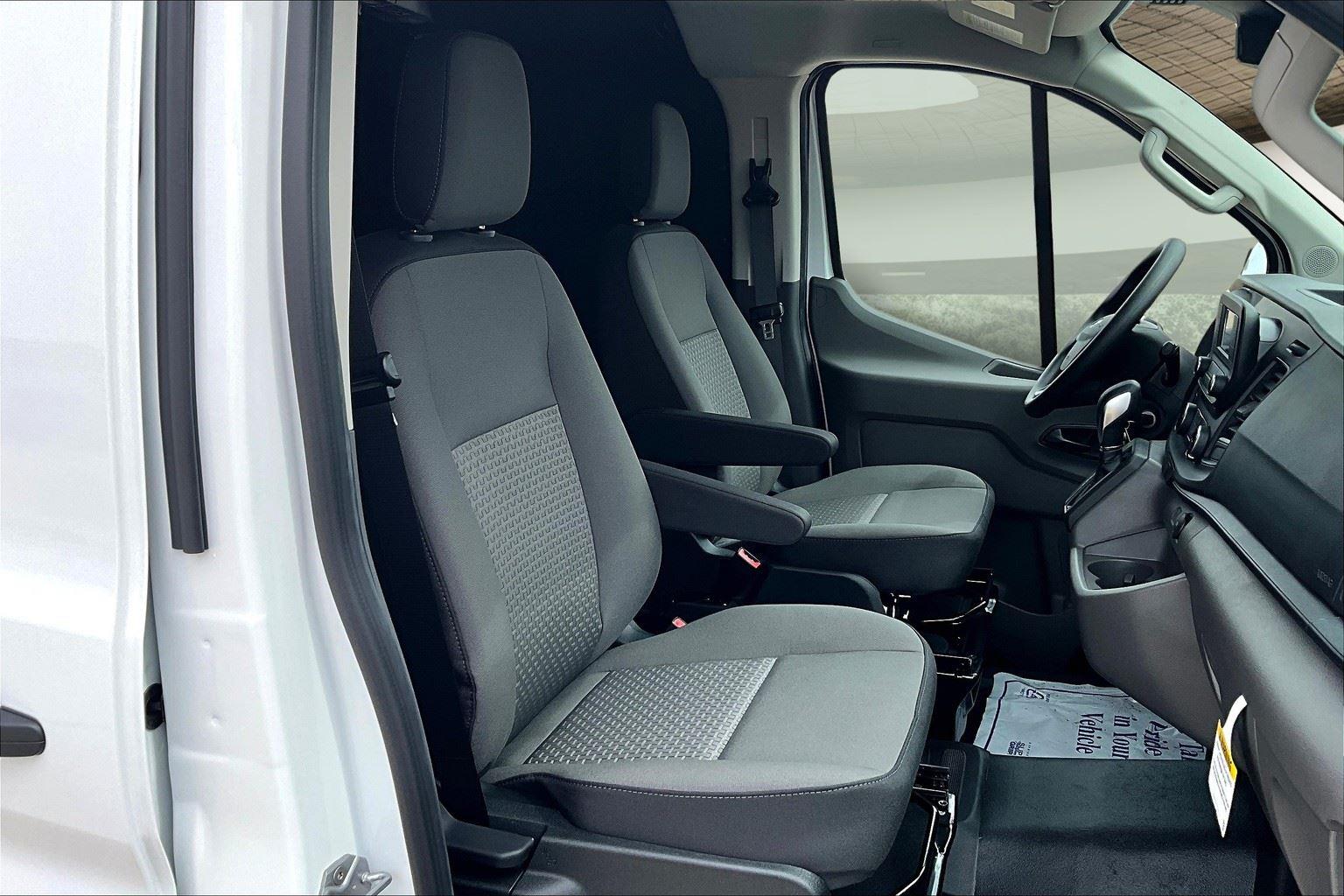 2025 Ford Transit Van Base - Photo 10