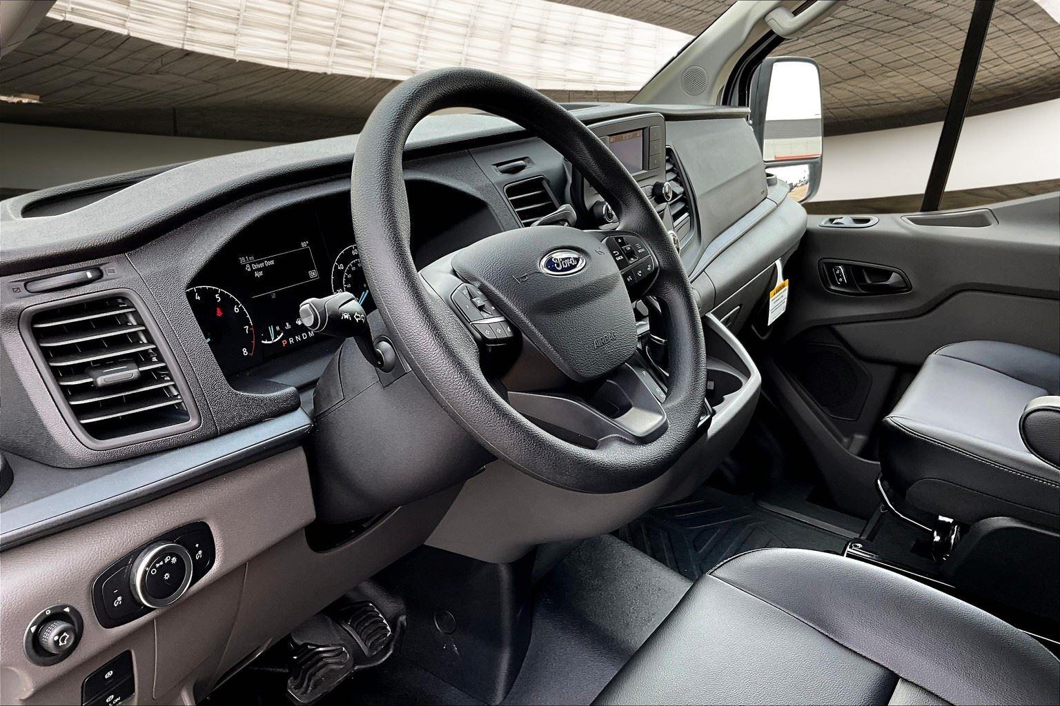2025 Ford Transit Van Base - Photo 7