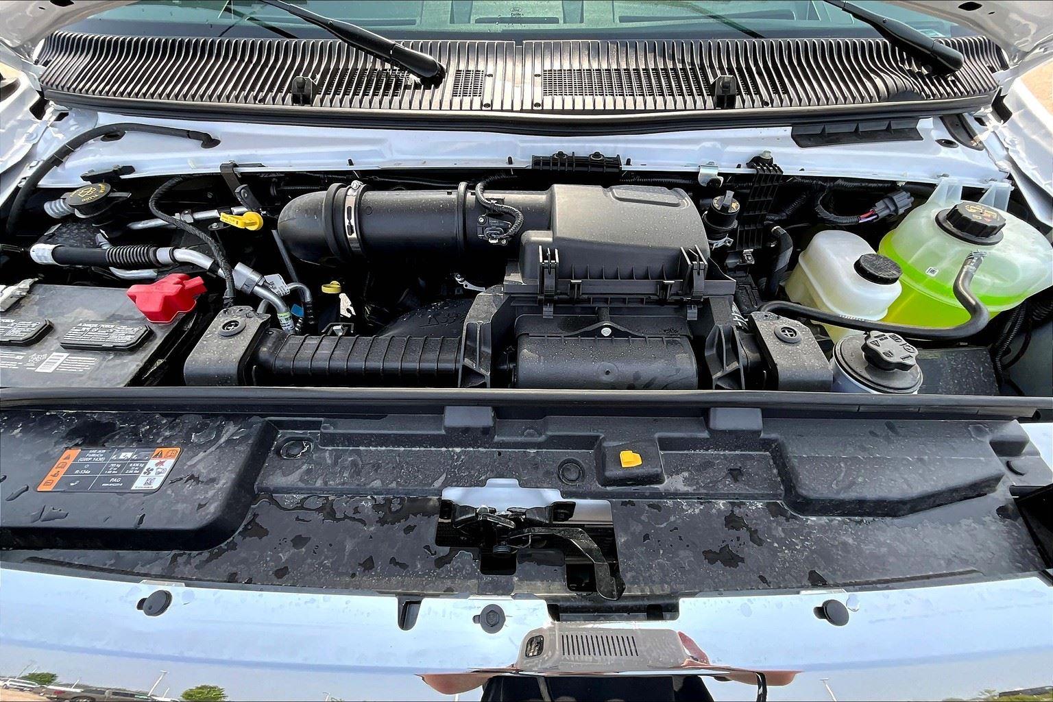 2025 Ford E-Series Cutaway Base - Photo 11