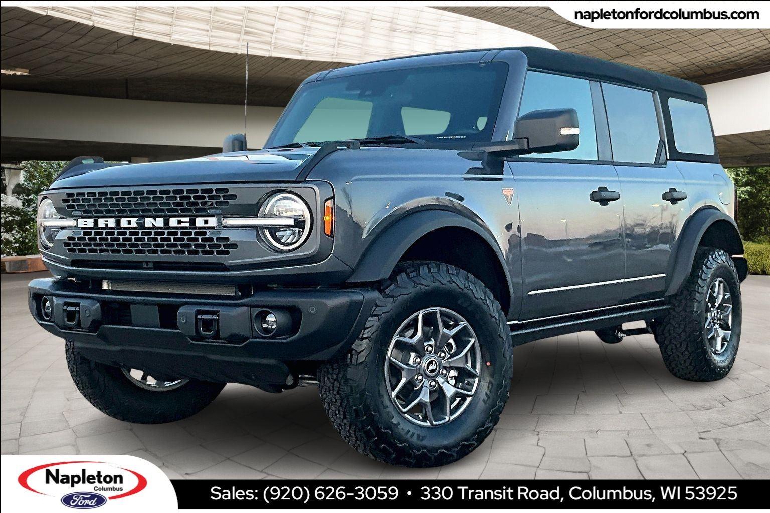 Carbonized Gray Metallic 2025 Ford Bronco Badlands 4-Door 4WD SUV / Crossover Four-Wheel Drive 7-Speed Manual