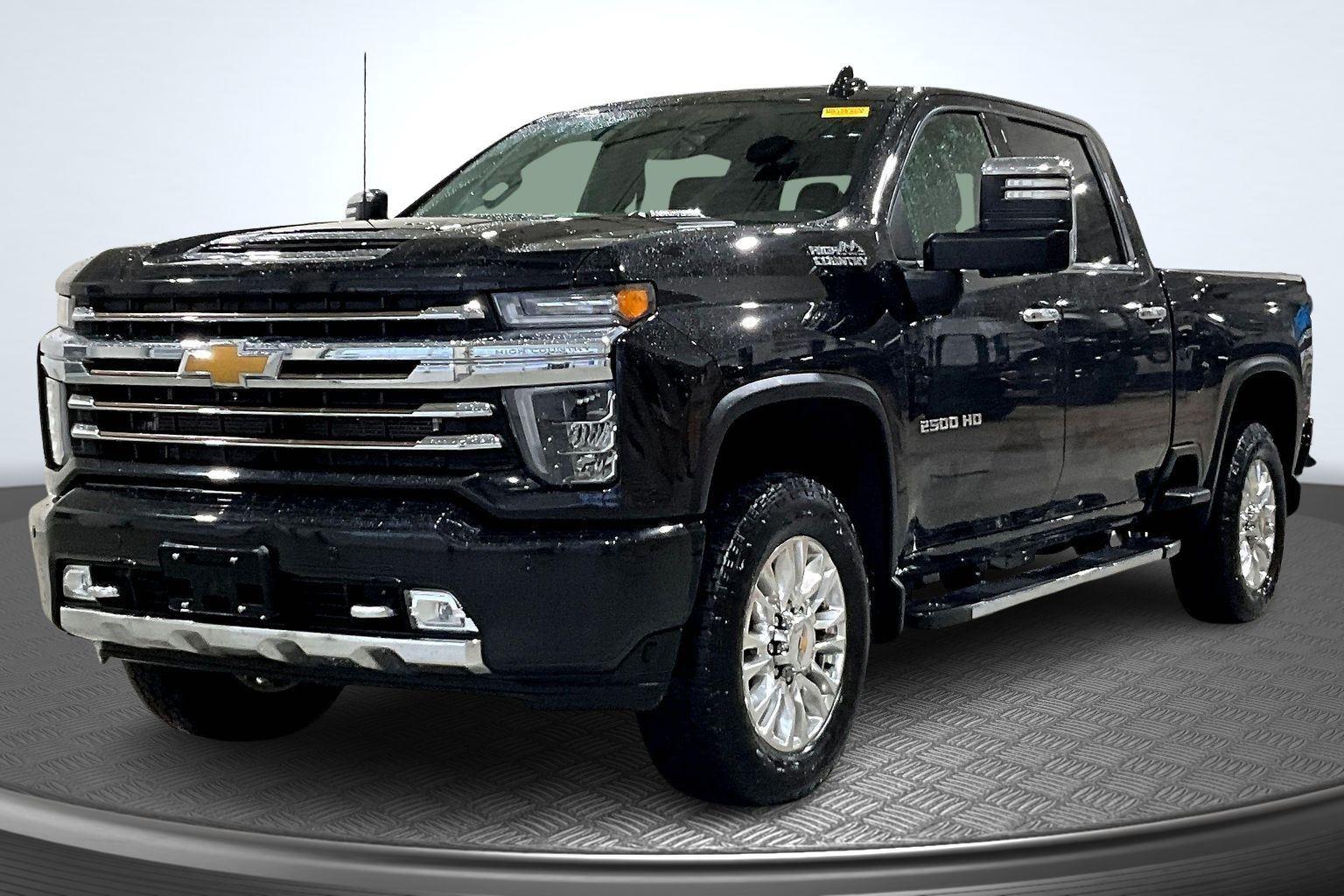 Mosaic Black Metallic 2022 Chevrolet Silverado 2500HD High Country Crew Cab 4WD Pickup Truck Four-Wheel Drive Automatic