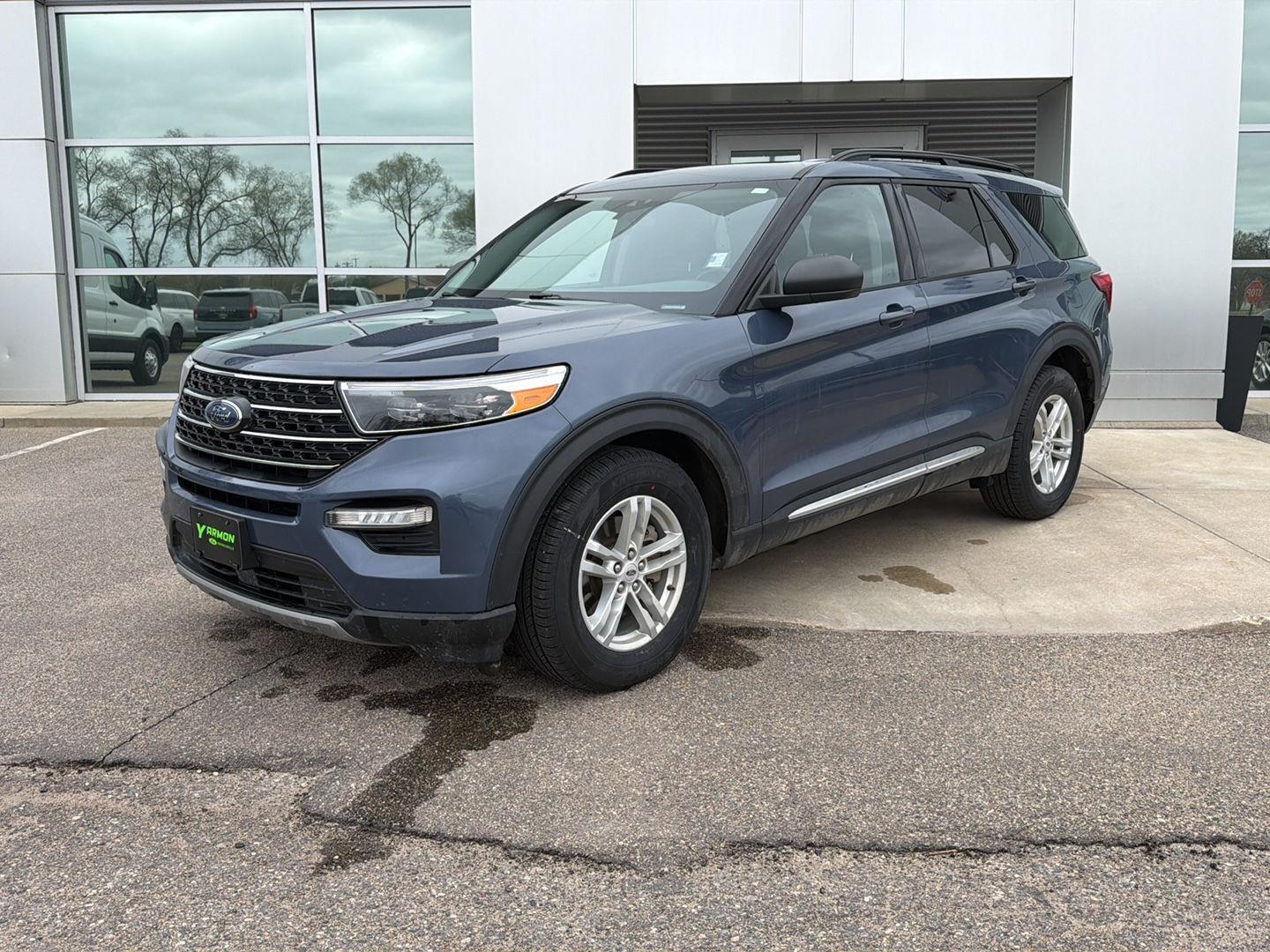 Infinite Blue Metallic Tinted Clearcoat 2021 Ford Explorer SUV / Crossover All-Wheel Drive Automatic