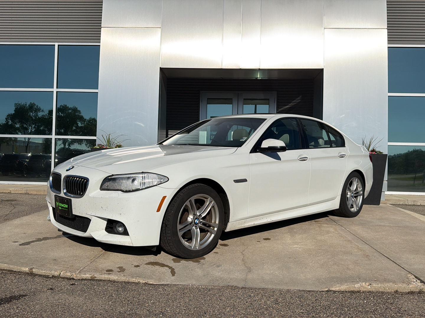  2014 BMW 5 Series 528i xDrive Sedan AWD   