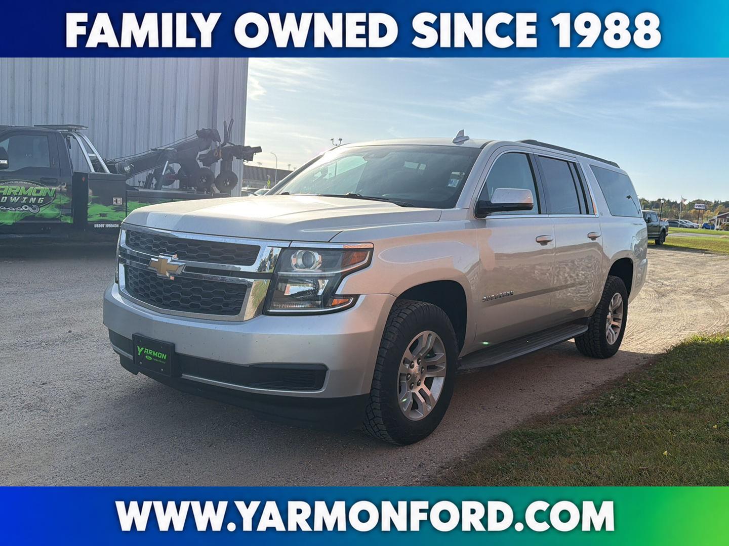 Silver Ice Metallic 2018 Chevrolet Suburban SUV / Crossover Four-Wheel Drive 6-Speed Automatic