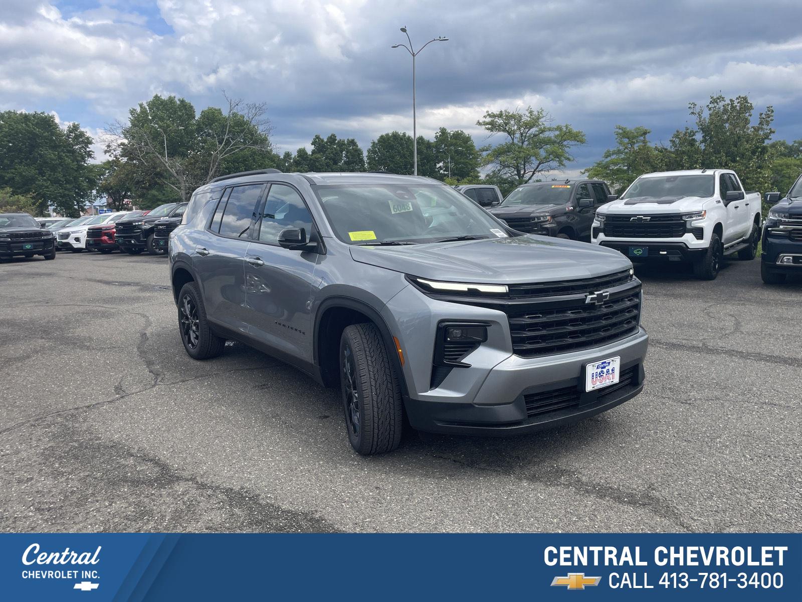 Sterling Gray Metallic 2026 Chevrolet Traverse SUV / Crossover Four-Wheel Drive Automatic