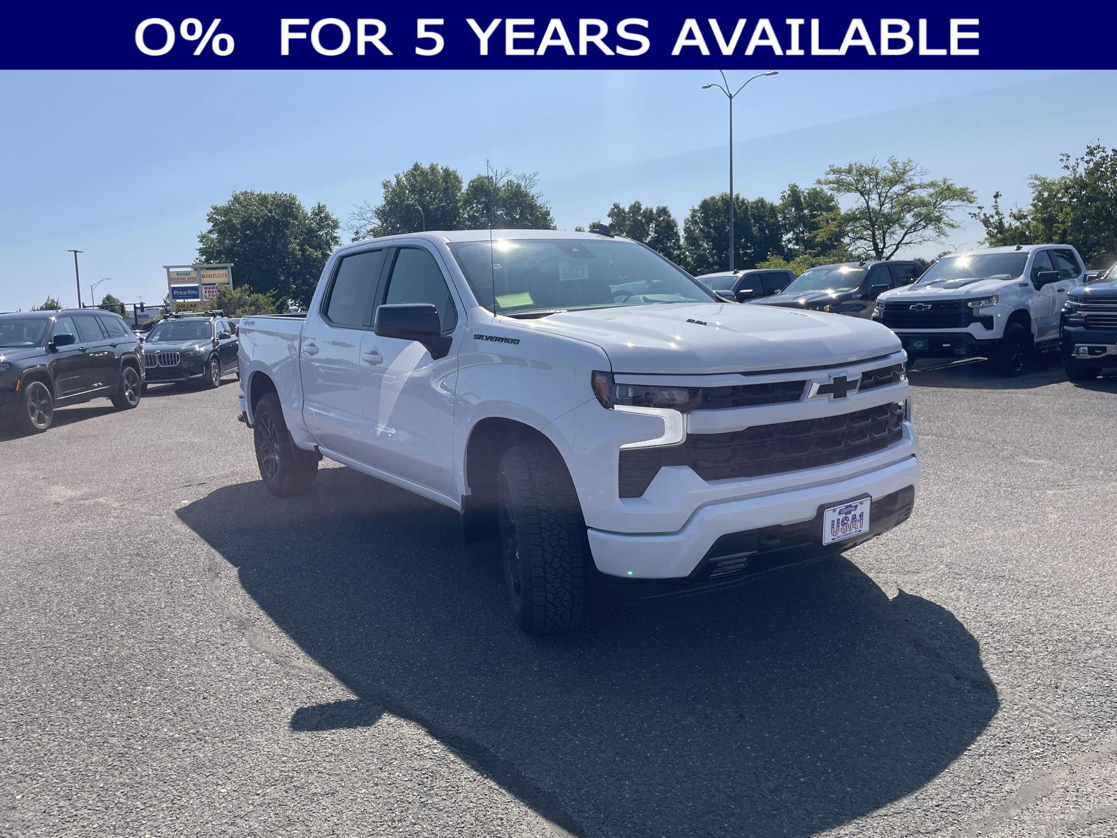 Summit White 2026 Chevrolet Silverado 1500 Pickup Truck Four-Wheel Drive Automatic