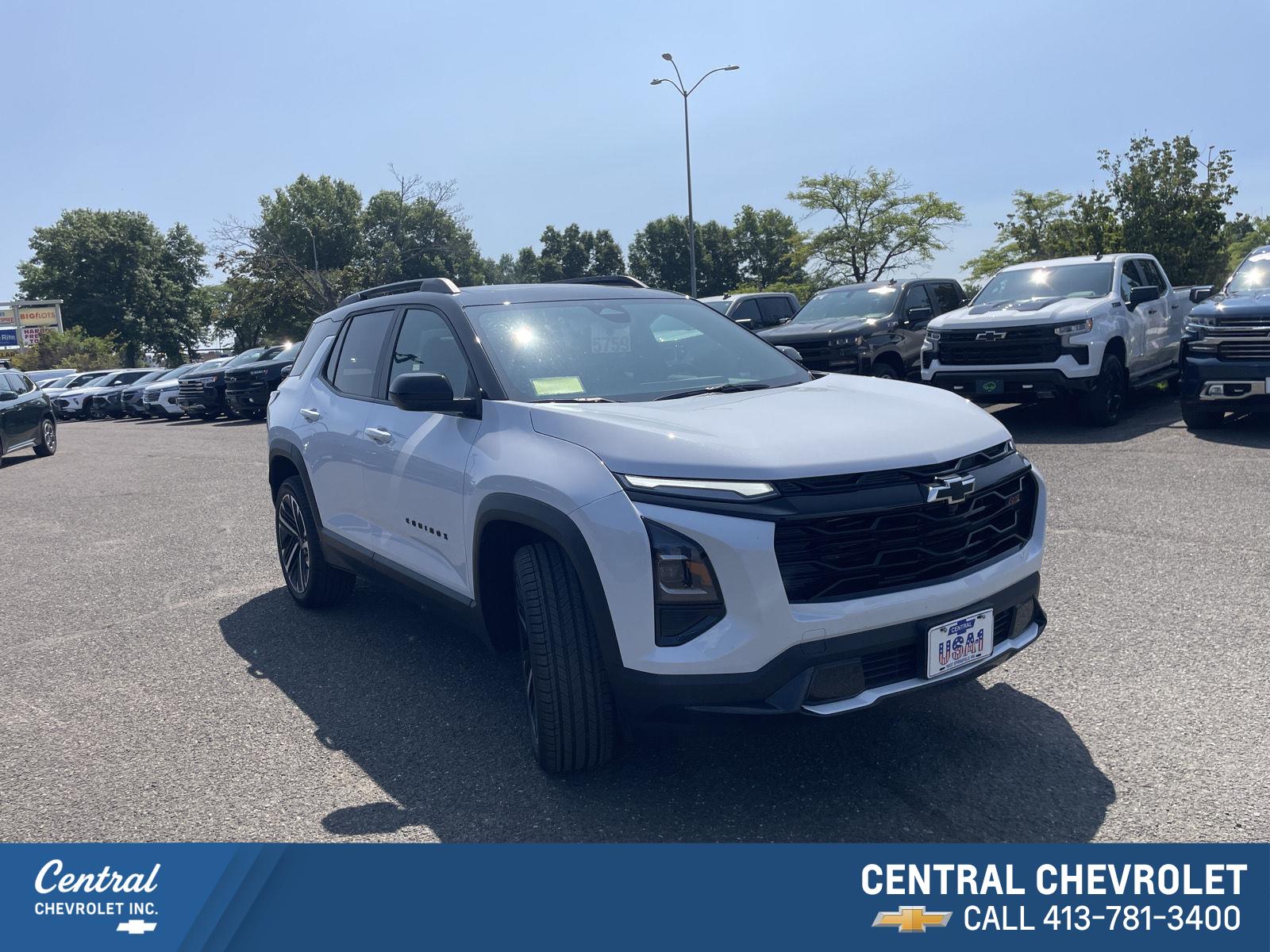 Polar White Tricoat 2026 Chevrolet Equinox SUV / Crossover Four-Wheel Drive 8-Speed Automatic