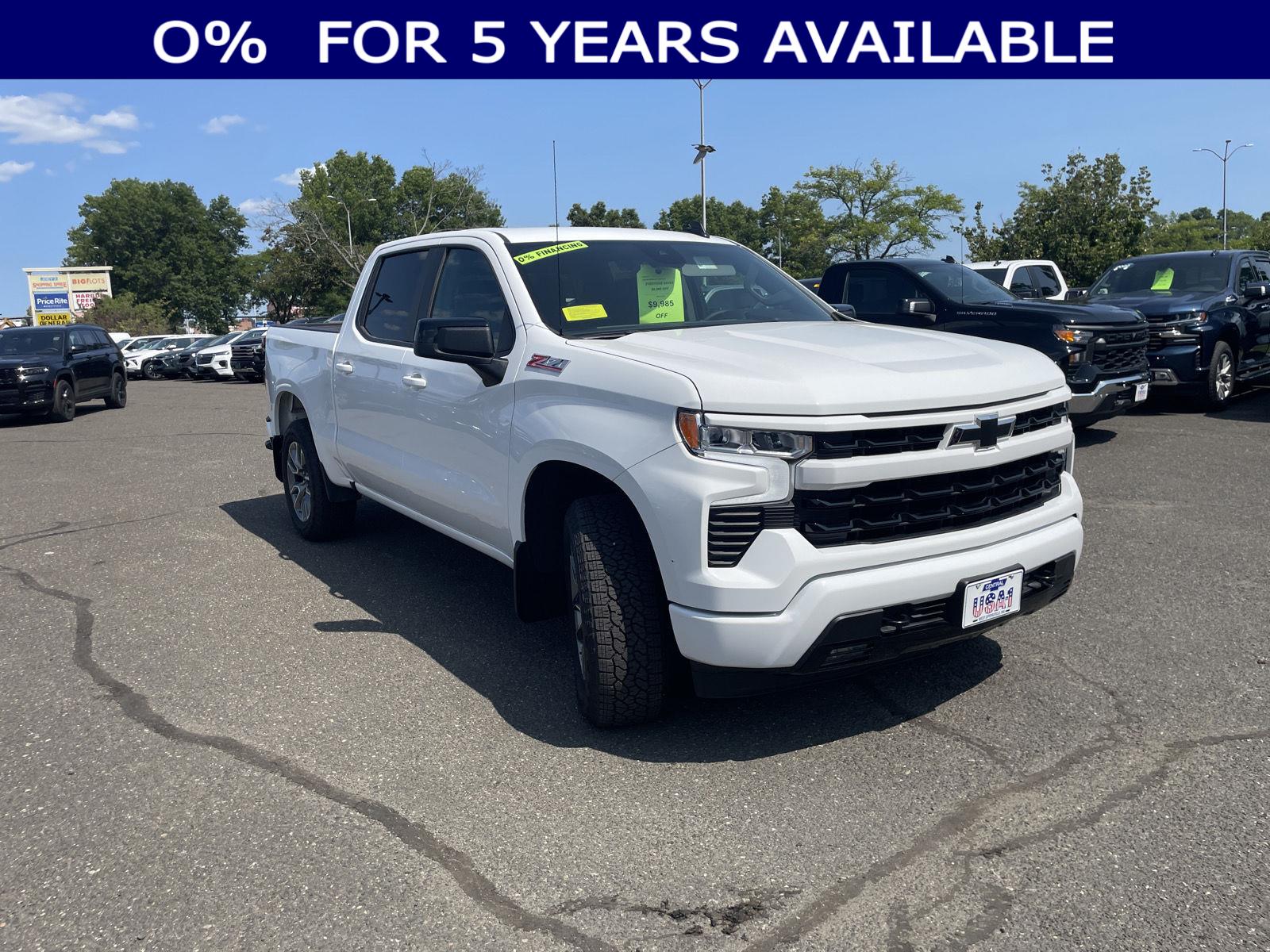 Summit White 2026 Chevrolet Silverado 1500 Pickup Truck Four-Wheel Drive Automatic