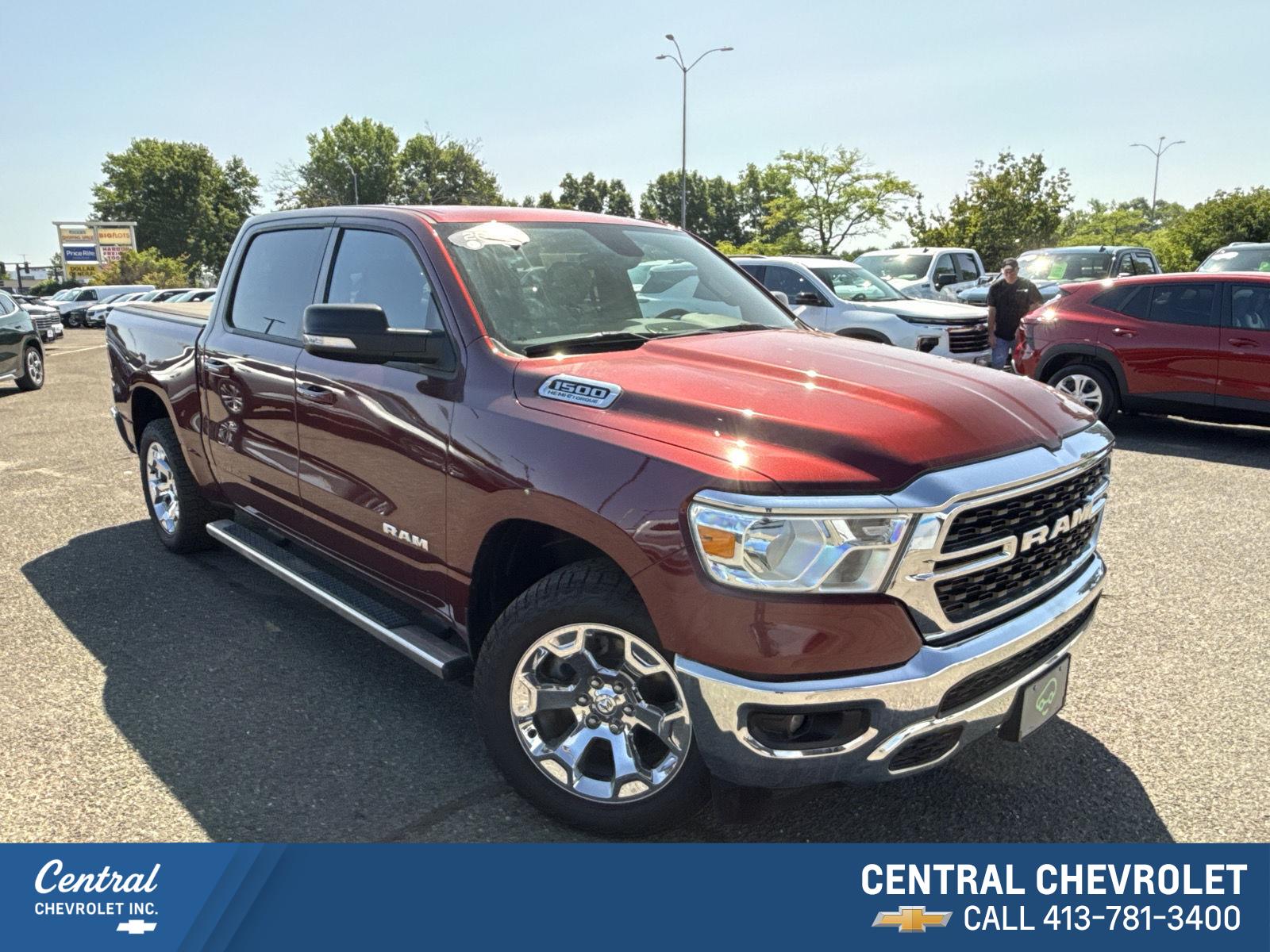 2022 RAM 1500 Rojo (Delmonico Red Pearlcoat) Camioneta Todo terreno 