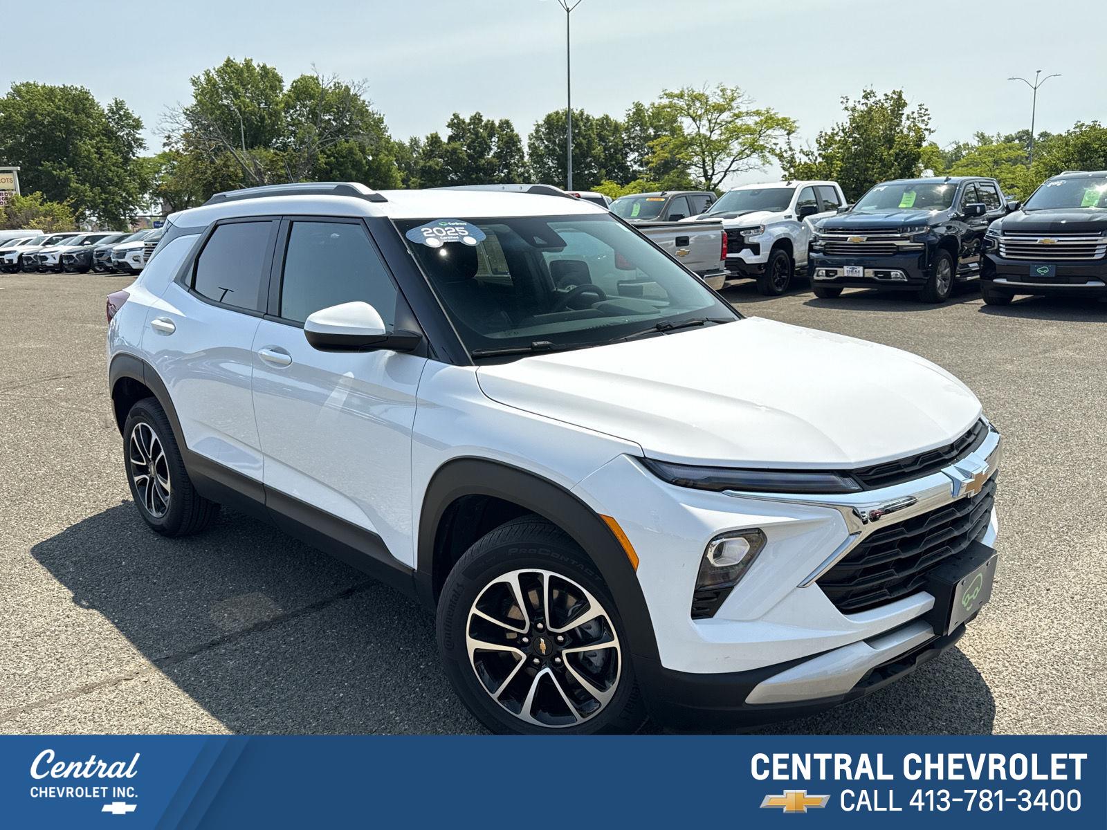Summit White 2025 Chevrolet Trailblazer SUV / Crossover Four-Wheel Drive Automatic