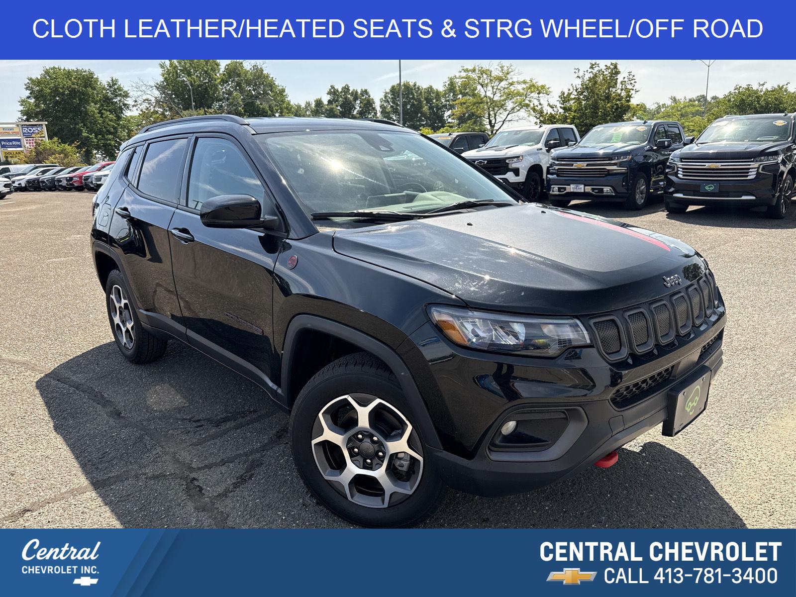 Diamond Black Crystal Pearlcoat 2022 Jeep Compass SUV / Crossover Four-Wheel Drive