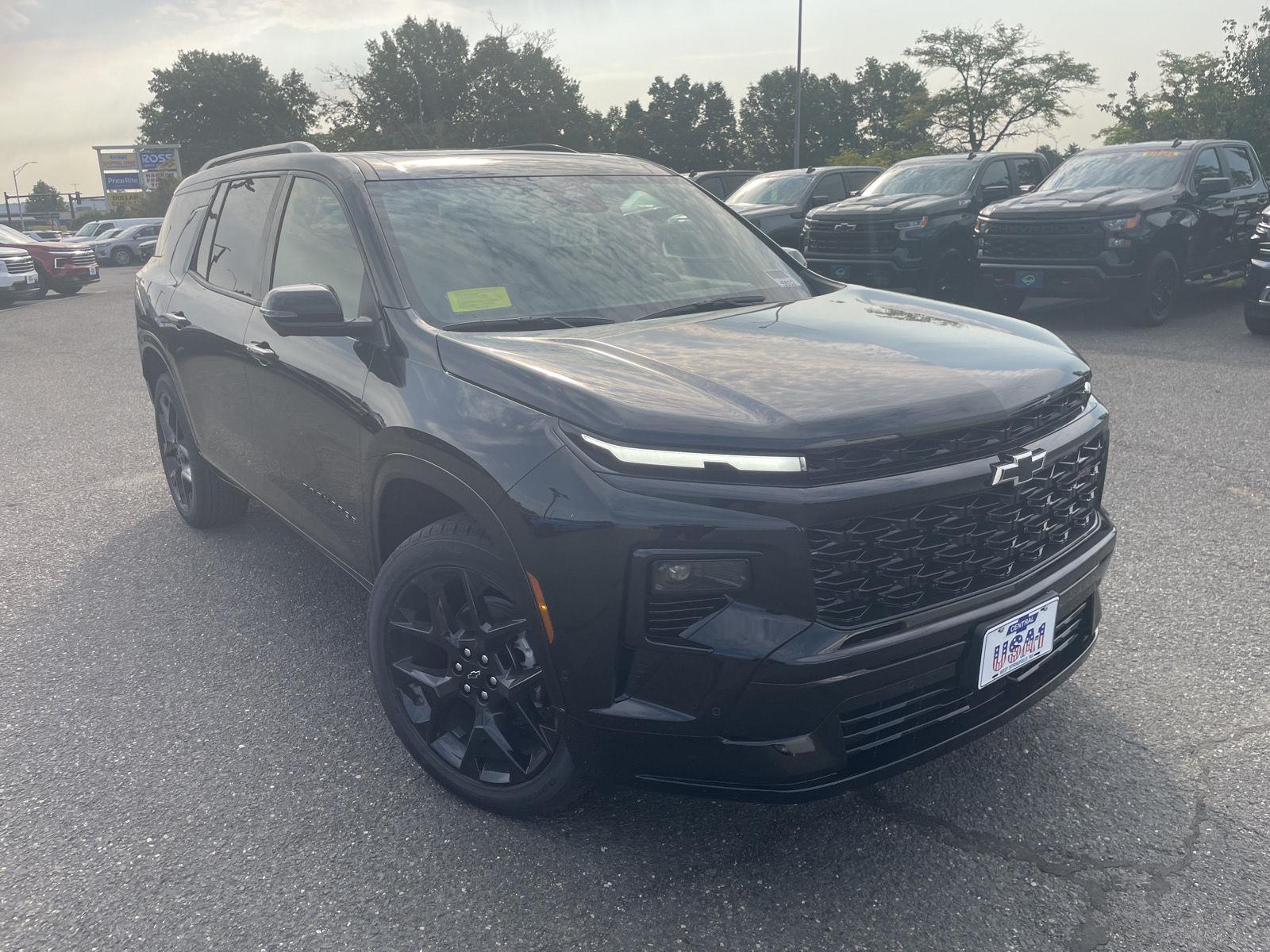 Mosaic Black Metallic 2026 Chevrolet Traverse SUV / Crossover Four-Wheel Drive 8-Speed Automatic